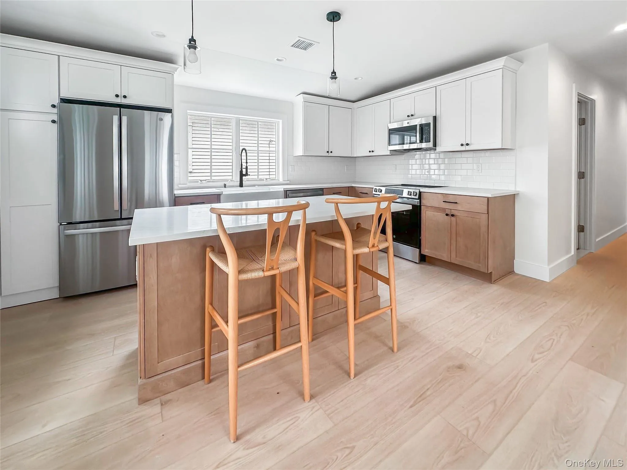 616 Main Street, Southold, NY, 3 Bedrooms Bedrooms, 5 Rooms Rooms,2 BathroomsBathrooms,Residential Lease,For Rent,Main,0,1002860 616 Main Street, Southold, NY, 3 Bedrooms Bedrooms, 5 Rooms Rooms,2 BathroomsBathrooms,Residential Lease,For Rent,Main,0,1002860