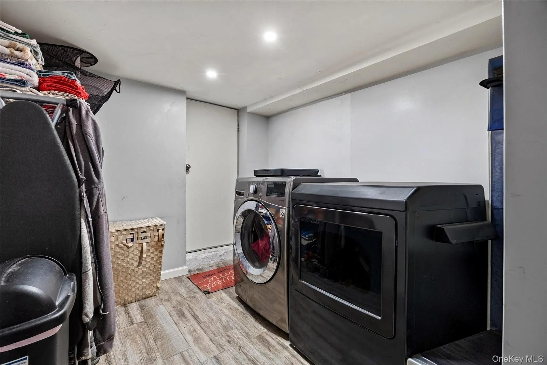 14421 166th Street, New York, NY, 2 Bedrooms Bedrooms, 6 Rooms Rooms,2 BathroomsBathrooms,Residential,For Rent,166th,0,1002864 14421 166th Street, New York, NY, 2 Bedrooms Bedrooms, 6 Rooms Rooms,2 BathroomsBathrooms,Residential,For Rent,166th,0,1002864