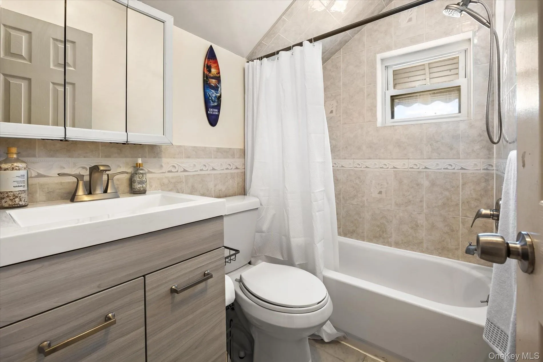 14421 166th Street, New York, NY, 2 Bedrooms Bedrooms, 6 Rooms Rooms,2 BathroomsBathrooms,Residential,For Rent,166th,0,1002864 14421 166th Street, New York, NY, 2 Bedrooms Bedrooms, 6 Rooms Rooms,2 BathroomsBathrooms,Residential,For Rent,166th,0,1002864