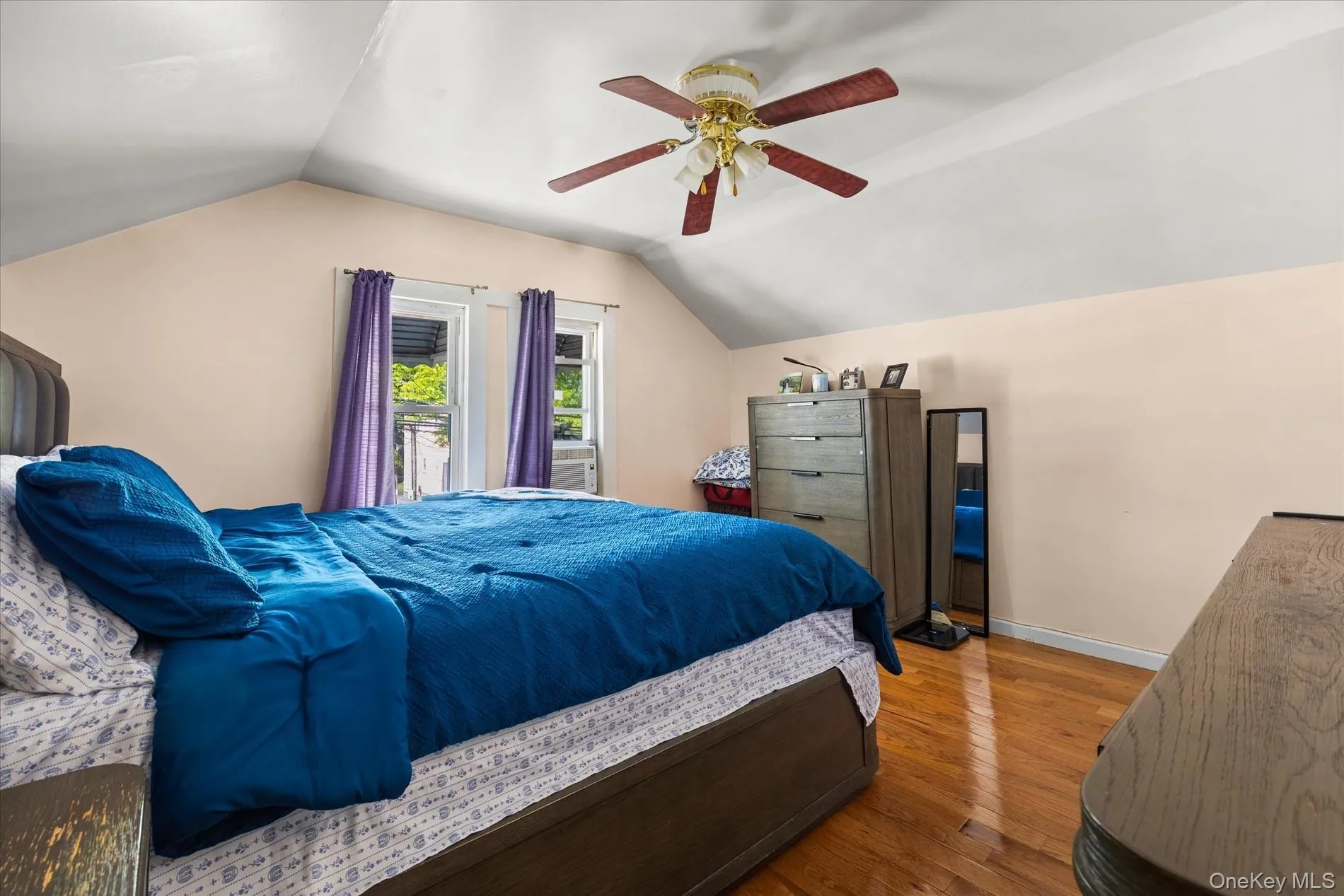 14421 166th Street, New York, NY, 2 Bedrooms Bedrooms, 6 Rooms Rooms,2 BathroomsBathrooms,Residential,For Rent,166th,0,1002864 14421 166th Street, New York, NY, 2 Bedrooms Bedrooms, 6 Rooms Rooms,2 BathroomsBathrooms,Residential,For Rent,166th,0,1002864