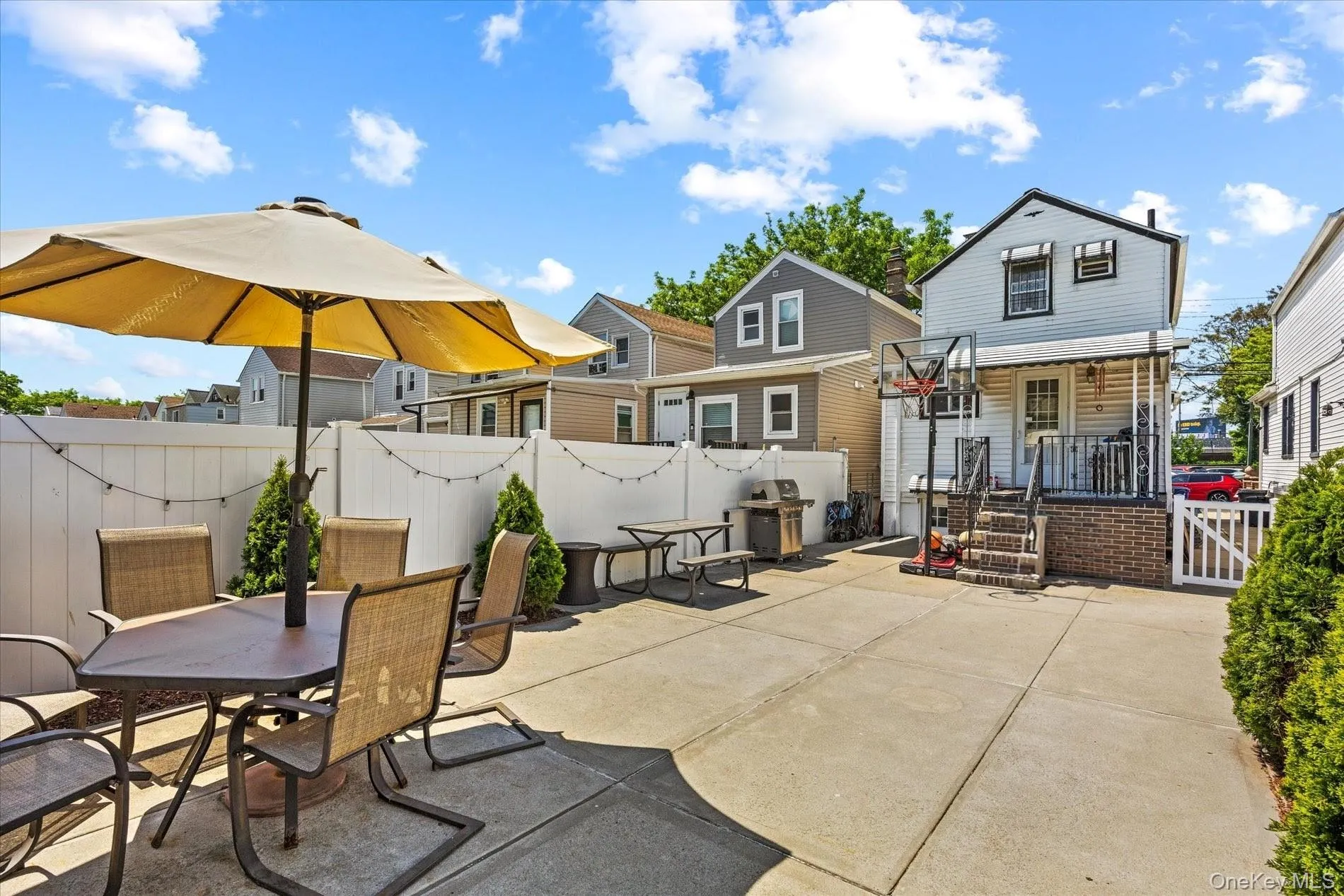 14421 166th Street, New York, NY, 2 Bedrooms Bedrooms, 6 Rooms Rooms,2 BathroomsBathrooms,Residential,For Rent,166th,0,1002864 14421 166th Street, New York, NY, 2 Bedrooms Bedrooms, 6 Rooms Rooms,2 BathroomsBathrooms,Residential,For Rent,166th,0,1002864