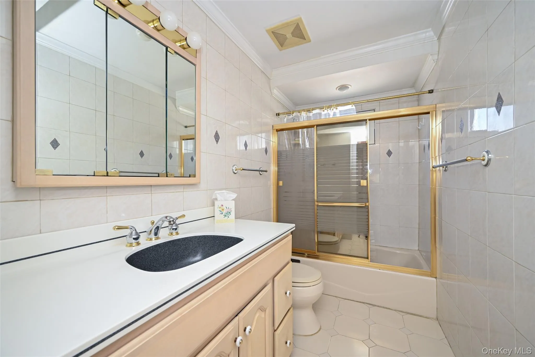 16110 89th Street, New York, NY, 4 Bedrooms Bedrooms, 8 Rooms Rooms,3 BathroomsBathrooms,Residential,For Rent,89th,0,1002869 16110 89th Street, New York, NY, 4 Bedrooms Bedrooms, 8 Rooms Rooms,3 BathroomsBathrooms,Residential,For Rent,89th,0,1002869