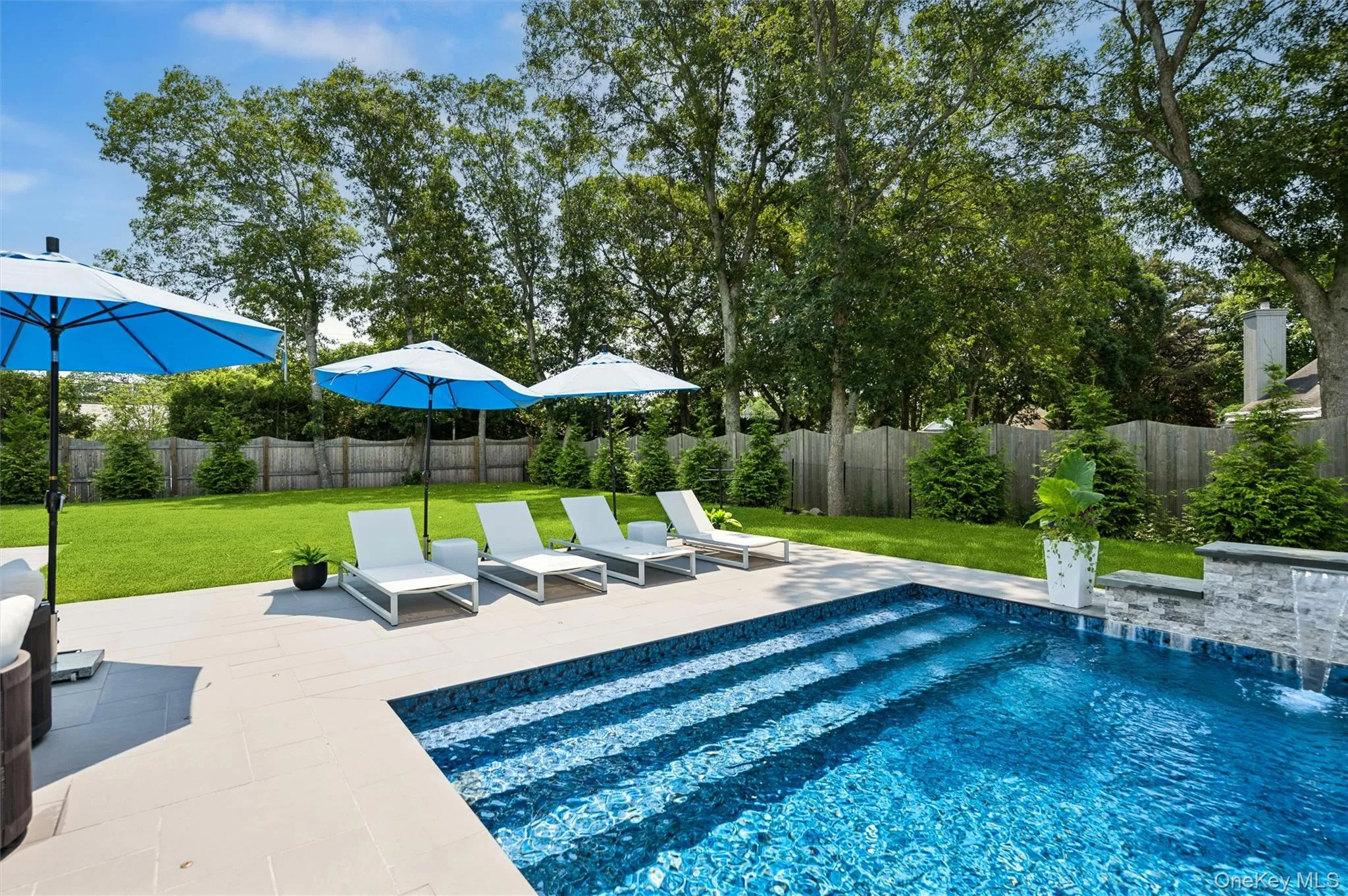 17 Happy Lane, Southampton, NY, 6 Bedrooms Bedrooms, 10 Rooms Rooms,4 BathroomsBathrooms,Residential Lease,For Rent,Happy,0,1002871 17 Happy Lane, Southampton, NY, 6 Bedrooms Bedrooms, 10 Rooms Rooms,4 BathroomsBathrooms,Residential Lease,For Rent,Happy,0,1002871