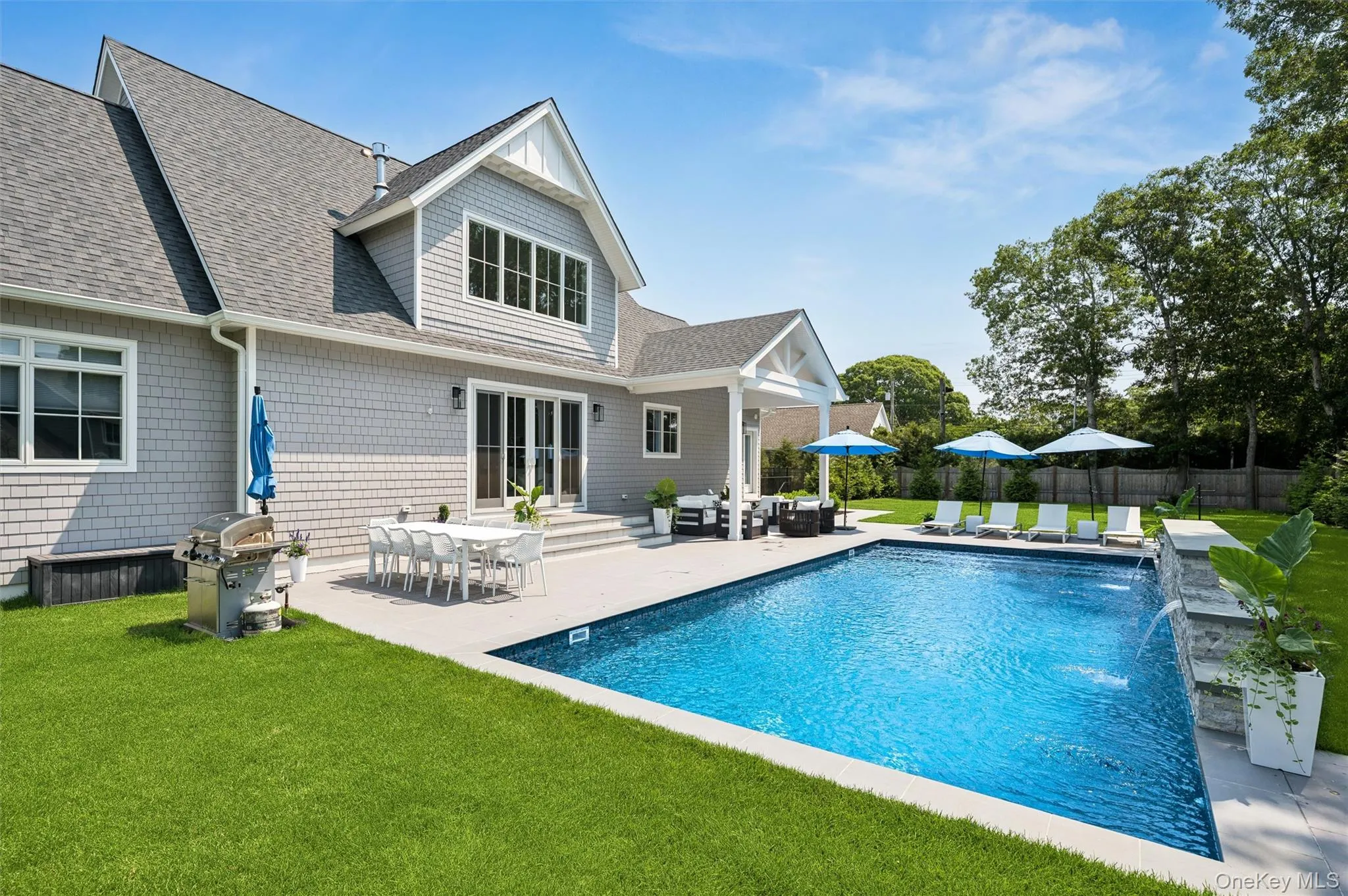 17 Happy Lane, Southampton, NY, 6 Bedrooms Bedrooms, 10 Rooms Rooms,4 BathroomsBathrooms,Residential Lease,For Rent,Happy,0,1002871 17 Happy Lane, Southampton, NY, 6 Bedrooms Bedrooms, 10 Rooms Rooms,4 BathroomsBathrooms,Residential Lease,For Rent,Happy,0,1002871