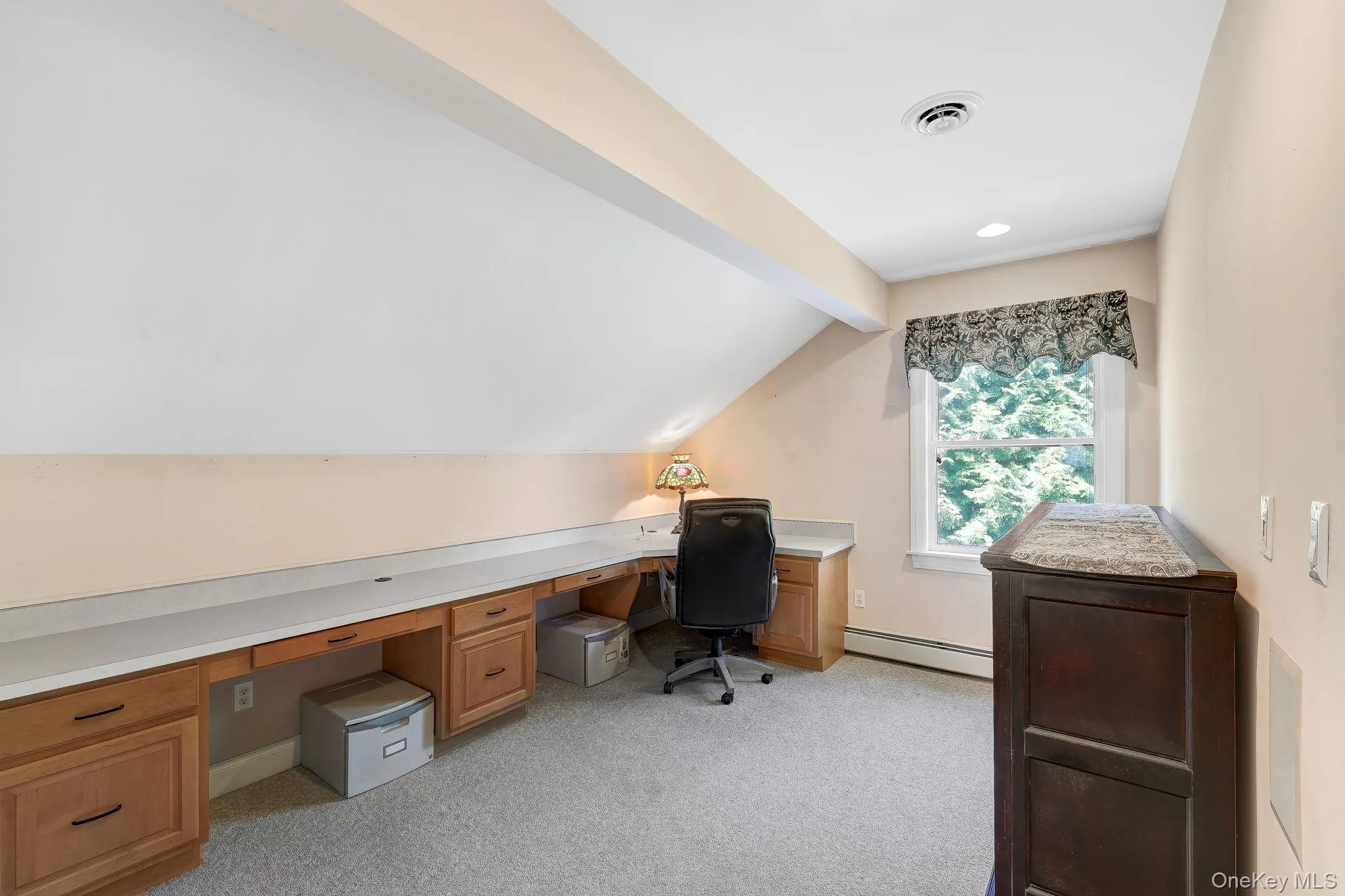 42 Somerset Lane, Warwick (town), NY, 3 Bedrooms Bedrooms, 10 Rooms Rooms,2 BathroomsBathrooms,Residential,For Rent,Somerset,0,1002872 42 Somerset Lane, Warwick (town), NY, 3 Bedrooms Bedrooms, 10 Rooms Rooms,2 BathroomsBathrooms,Residential,For Rent,Somerset,0,1002872