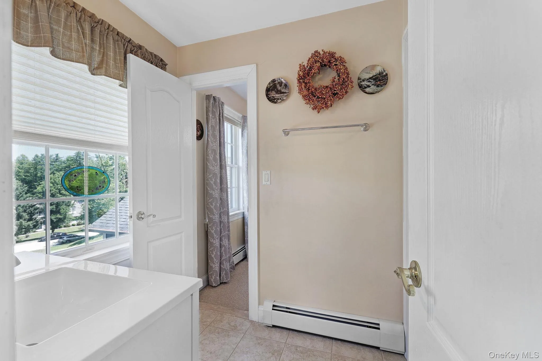 42 Somerset Lane, Warwick (town), NY, 3 Bedrooms Bedrooms, 10 Rooms Rooms,2 BathroomsBathrooms,Residential,For Rent,Somerset,0,1002872 42 Somerset Lane, Warwick (town), NY, 3 Bedrooms Bedrooms, 10 Rooms Rooms,2 BathroomsBathrooms,Residential,For Rent,Somerset,0,1002872