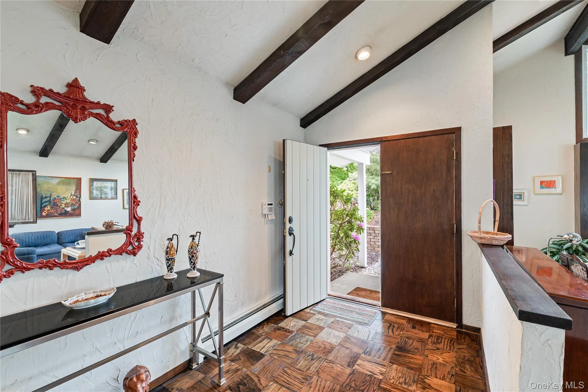18 Kristi Drive, Oyster Bay, NY, 4 Bedrooms Bedrooms, 11 Rooms Rooms,2 BathroomsBathrooms,Residential,For Rent,Kristi,0,1002874 18 Kristi Drive, Oyster Bay, NY, 4 Bedrooms Bedrooms, 11 Rooms Rooms,2 BathroomsBathrooms,Residential,For Rent,Kristi,0,1002874