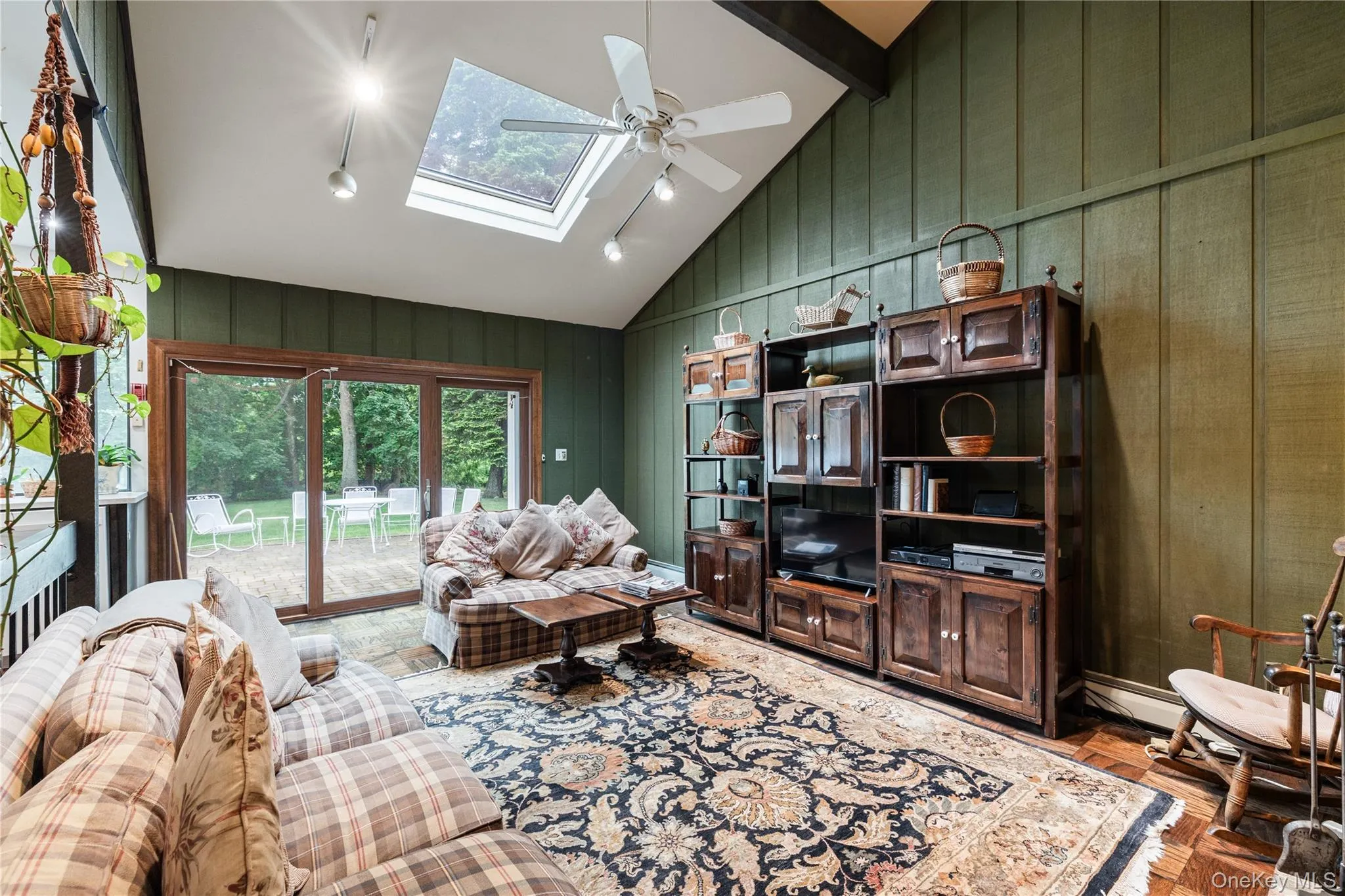 18 Kristi Drive, Oyster Bay, NY, 4 Bedrooms Bedrooms, 11 Rooms Rooms,2 BathroomsBathrooms,Residential,For Rent,Kristi,0,1002874 18 Kristi Drive, Oyster Bay, NY, 4 Bedrooms Bedrooms, 11 Rooms Rooms,2 BathroomsBathrooms,Residential,For Rent,Kristi,0,1002874