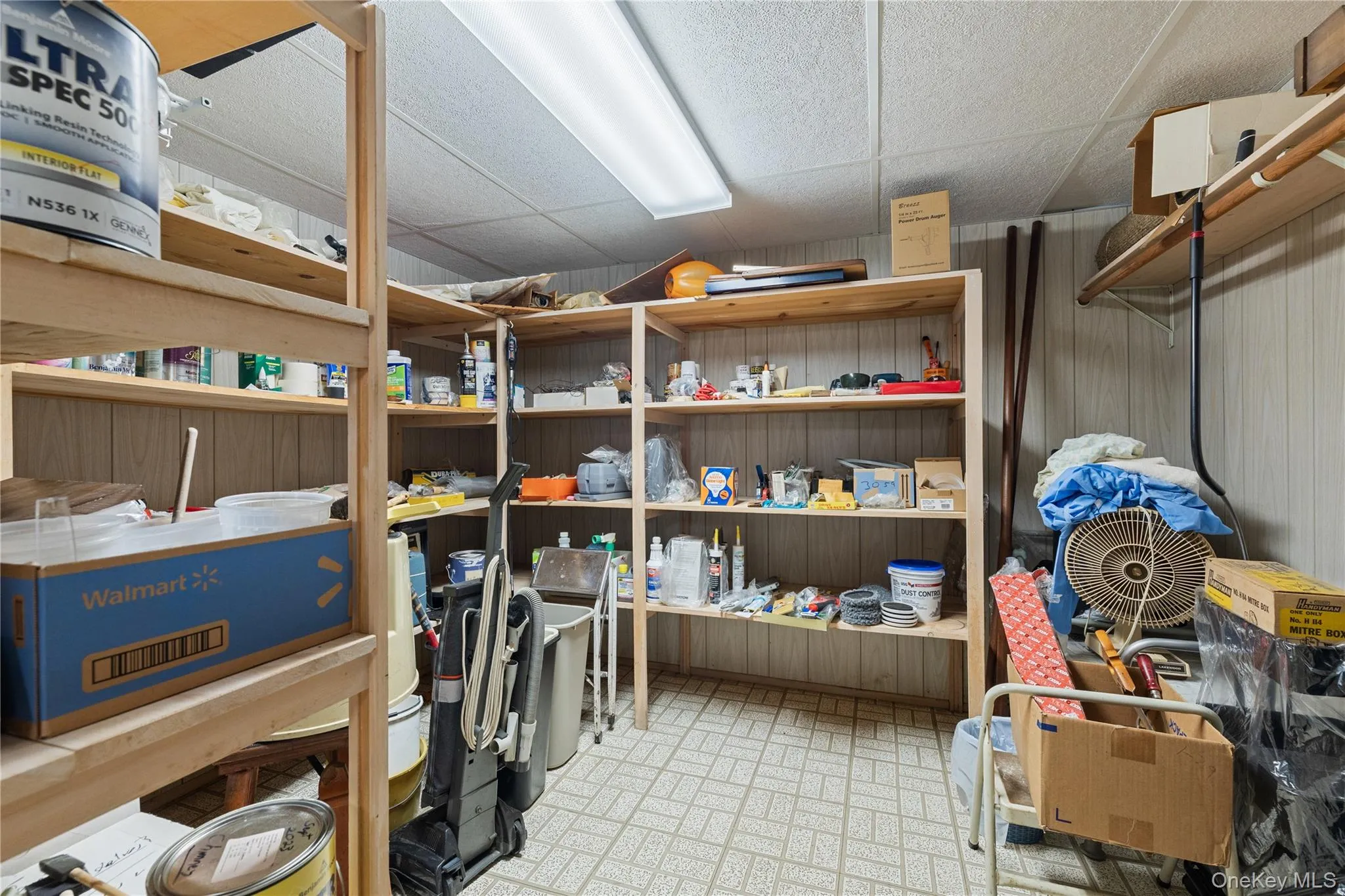 18 Kristi Drive, Oyster Bay, NY, 4 Bedrooms Bedrooms, 11 Rooms Rooms,2 BathroomsBathrooms,Residential,For Rent,Kristi,0,1002874 18 Kristi Drive, Oyster Bay, NY, 4 Bedrooms Bedrooms, 11 Rooms Rooms,2 BathroomsBathrooms,Residential,For Rent,Kristi,0,1002874