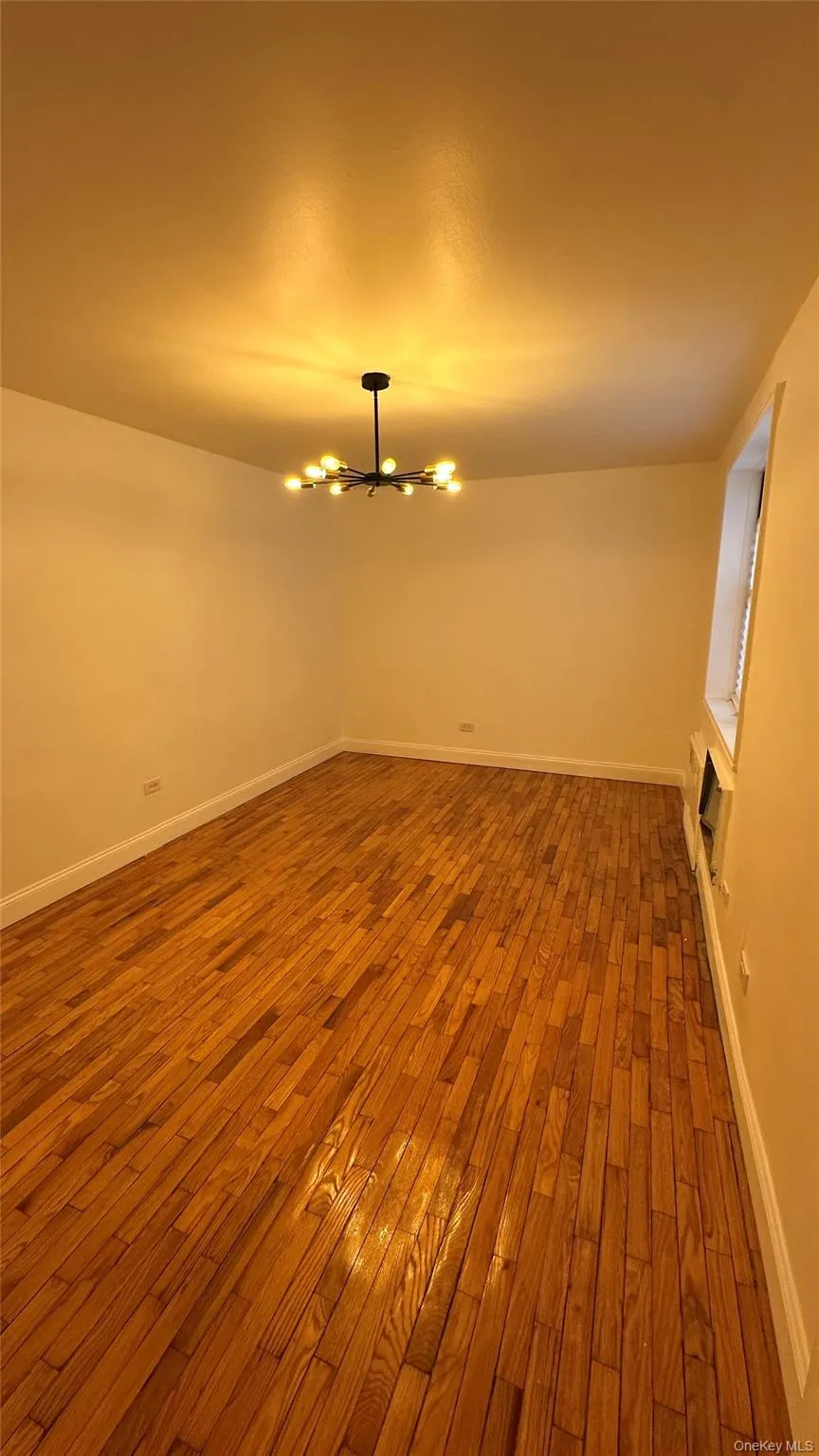 13111 Kew Gardens Road, New York, NY, 2 Bedrooms Bedrooms, 5 Rooms Rooms,1 BathroomBathrooms,Residential,For Rent,Kew Gardens,0,1002876 13111 Kew Gardens Road, New York, NY, 2 Bedrooms Bedrooms, 5 Rooms Rooms,1 BathroomBathrooms,Residential,For Rent,Kew Gardens,0,1002876