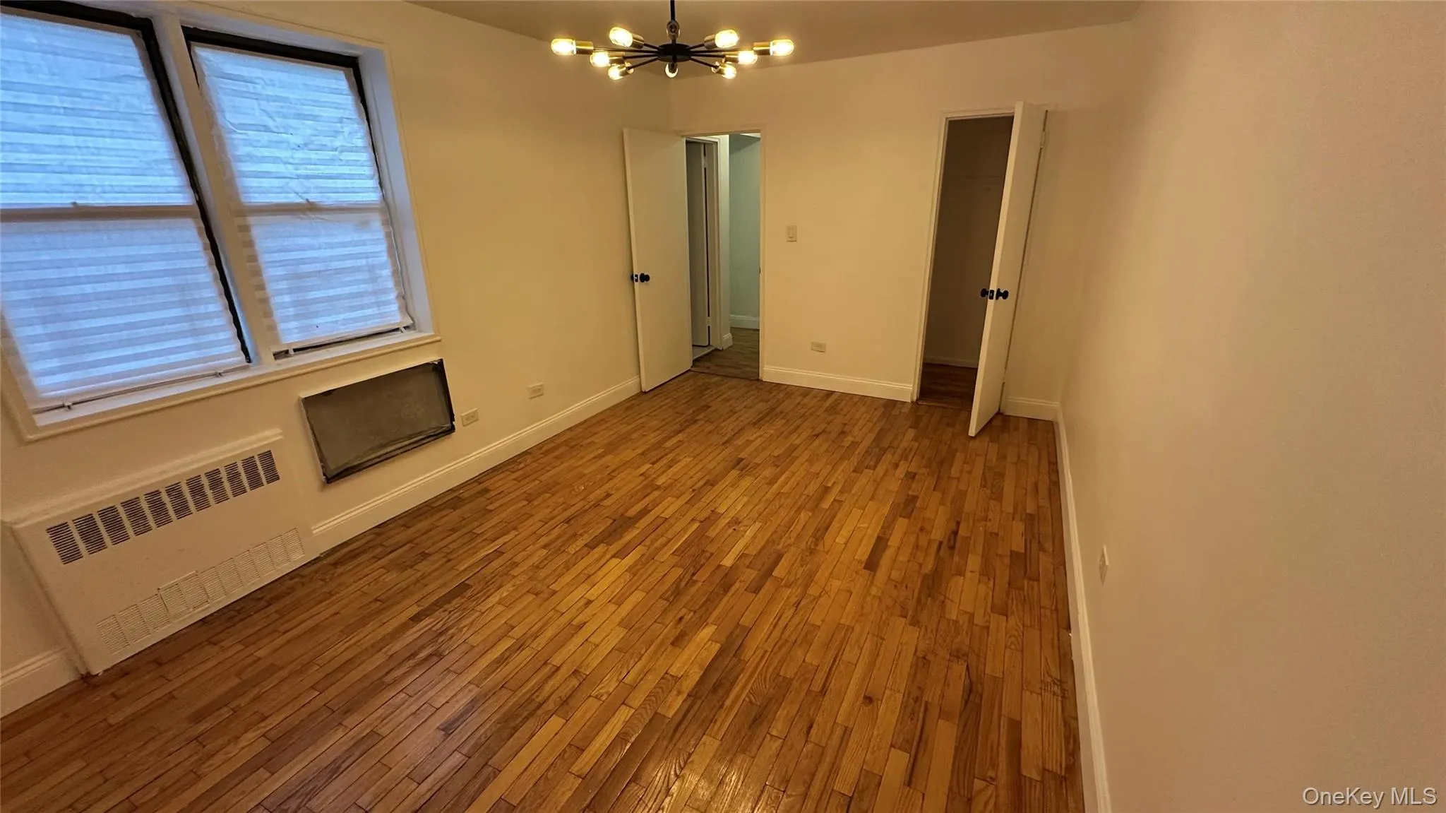 13111 Kew Gardens Road, New York, NY, 2 Bedrooms Bedrooms, 5 Rooms Rooms,1 BathroomBathrooms,Residential,For Rent,Kew Gardens,0,1002876 13111 Kew Gardens Road, New York, NY, 2 Bedrooms Bedrooms, 5 Rooms Rooms,1 BathroomBathrooms,Residential,For Rent,Kew Gardens,0,1002876