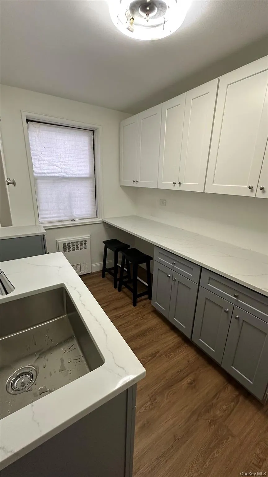 13111 Kew Gardens Road, New York, NY, 2 Bedrooms Bedrooms, 5 Rooms Rooms,1 BathroomBathrooms,Residential,For Rent,Kew Gardens,0,1002876 13111 Kew Gardens Road, New York, NY, 2 Bedrooms Bedrooms, 5 Rooms Rooms,1 BathroomBathrooms,Residential,For Rent,Kew Gardens,0,1002876