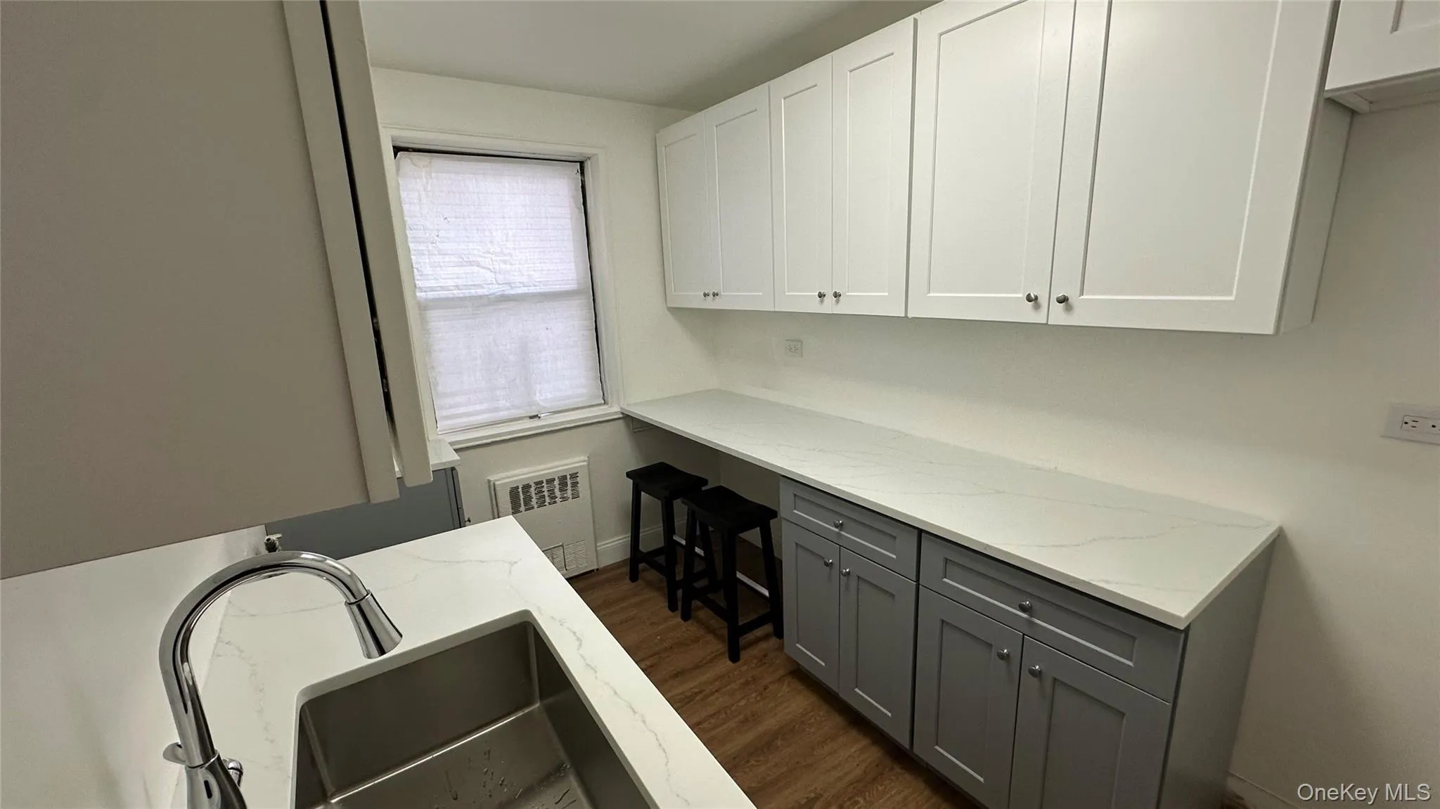 13111 Kew Gardens Road, New York, NY, 2 Bedrooms Bedrooms, 5 Rooms Rooms,1 BathroomBathrooms,Residential,For Rent,Kew Gardens,0,1002876 13111 Kew Gardens Road, New York, NY, 2 Bedrooms Bedrooms, 5 Rooms Rooms,1 BathroomBathrooms,Residential,For Rent,Kew Gardens,0,1002876