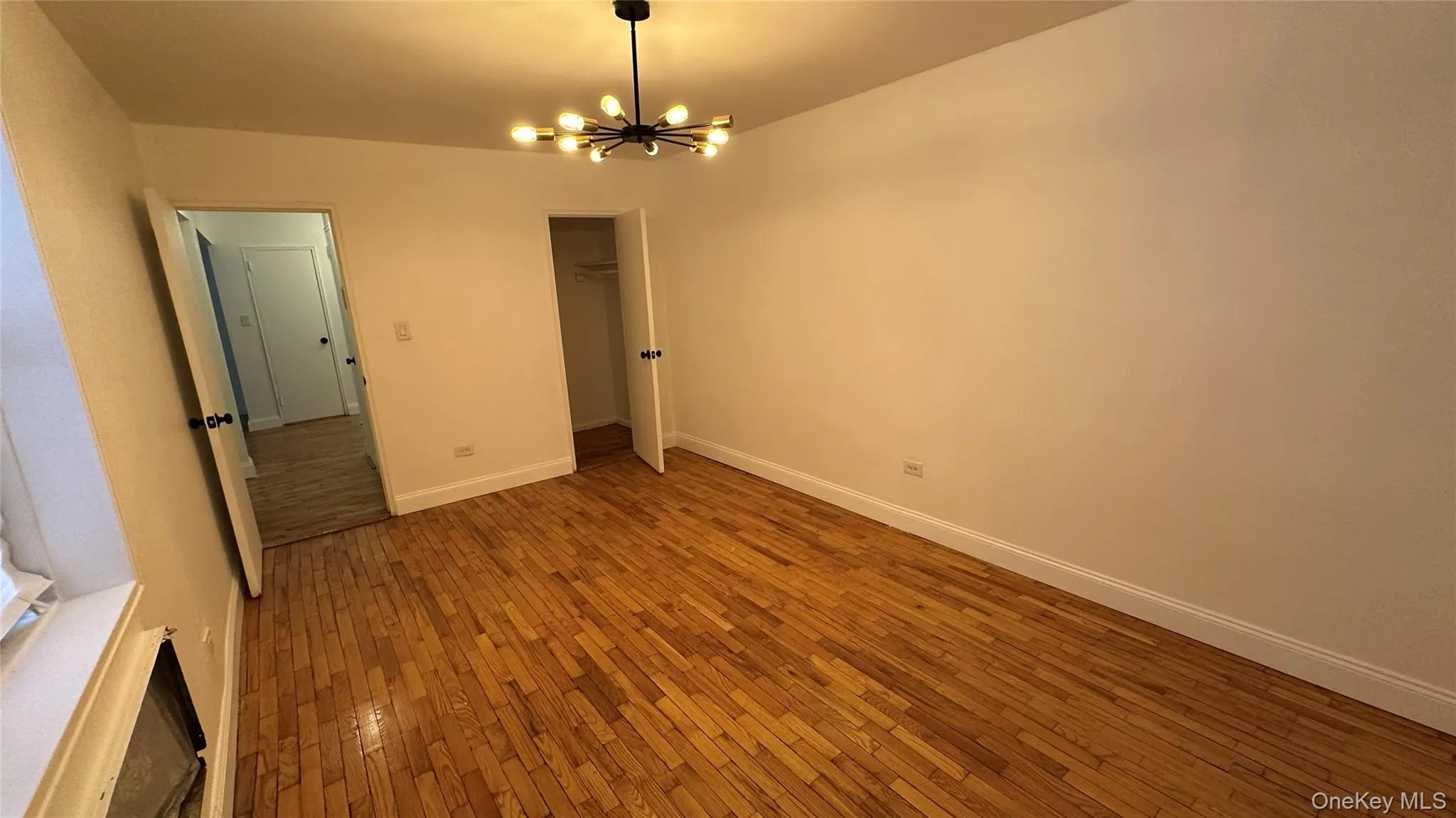 13111 Kew Gardens Road, New York, NY, 2 Bedrooms Bedrooms, 5 Rooms Rooms,1 BathroomBathrooms,Residential,For Rent,Kew Gardens,0,1002876 13111 Kew Gardens Road, New York, NY, 2 Bedrooms Bedrooms, 5 Rooms Rooms,1 BathroomBathrooms,Residential,For Rent,Kew Gardens,0,1002876