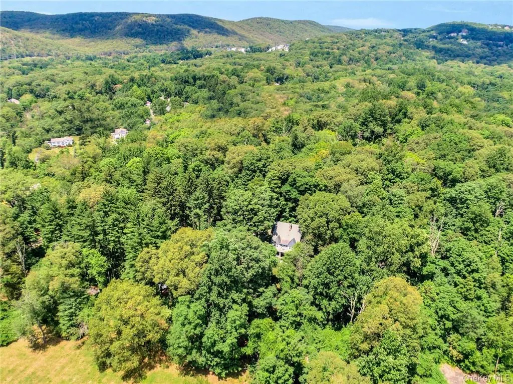 112 &114 Camp Hill Road, Ramapo, NY, 3 Bedrooms Bedrooms, 11 Rooms Rooms,2 BathroomsBathrooms,Residential,For Rent,Camp Hill,0,1002881 112 &114 Camp Hill Road, Ramapo, NY, 3 Bedrooms Bedrooms, 11 Rooms Rooms,2 BathroomsBathrooms,Residential,For Rent,Camp Hill,0,1002881