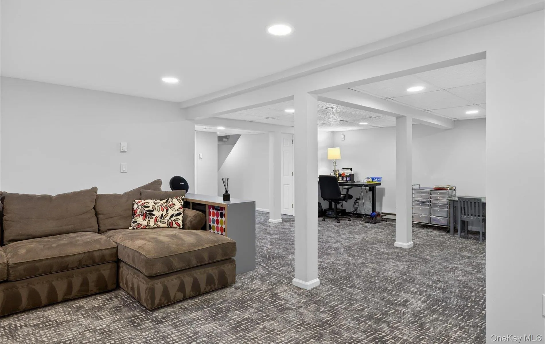 88 Hidden Ridge Drive, Oyster Bay, NY, 3 Bedrooms Bedrooms, 11 Rooms Rooms,2 BathroomsBathrooms,Residential,For Rent,Hidden Ridge,0,1002890 88 Hidden Ridge Drive, Oyster Bay, NY, 3 Bedrooms Bedrooms, 11 Rooms Rooms,2 BathroomsBathrooms,Residential,For Rent,Hidden Ridge,0,1002890