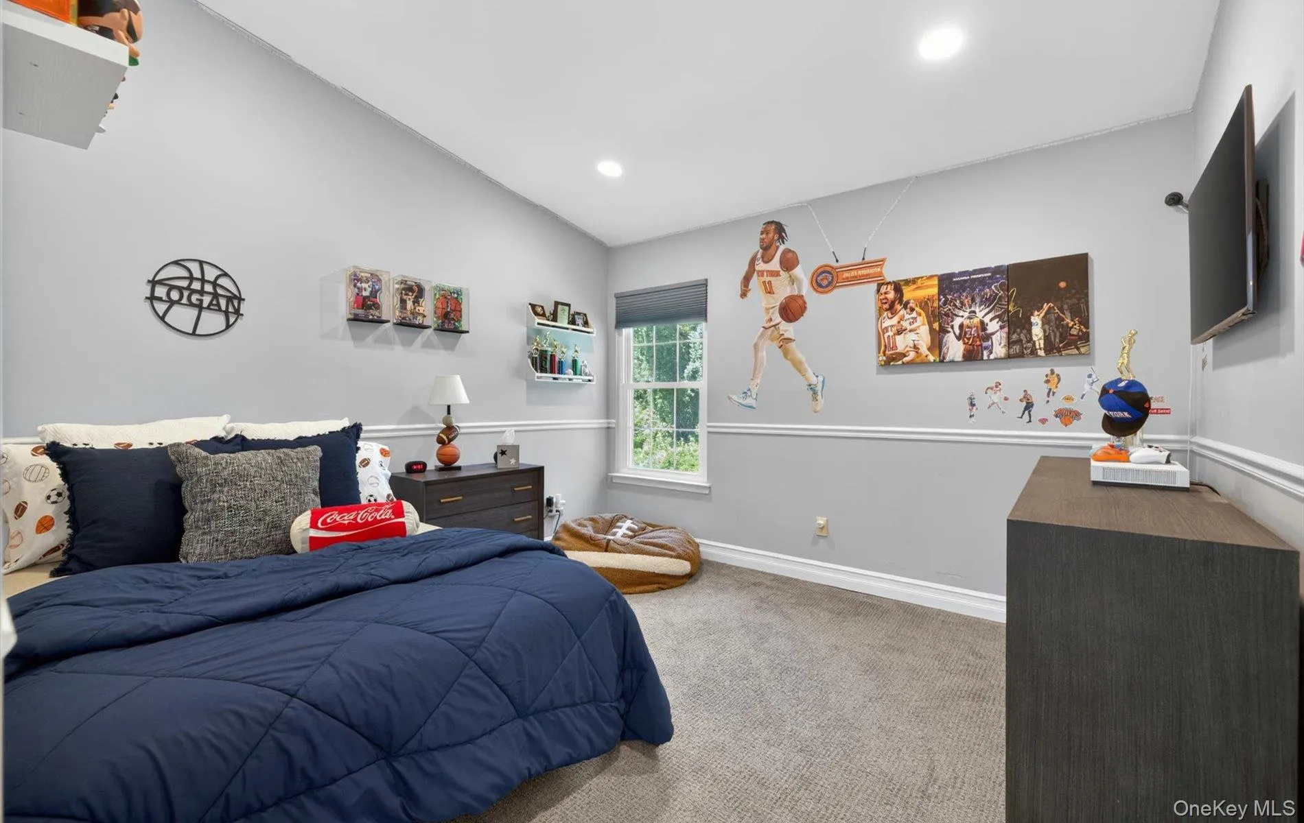 88 Hidden Ridge Drive, Oyster Bay, NY, 3 Bedrooms Bedrooms, 11 Rooms Rooms,2 BathroomsBathrooms,Residential,For Rent,Hidden Ridge,0,1002890 88 Hidden Ridge Drive, Oyster Bay, NY, 3 Bedrooms Bedrooms, 11 Rooms Rooms,2 BathroomsBathrooms,Residential,For Rent,Hidden Ridge,0,1002890
