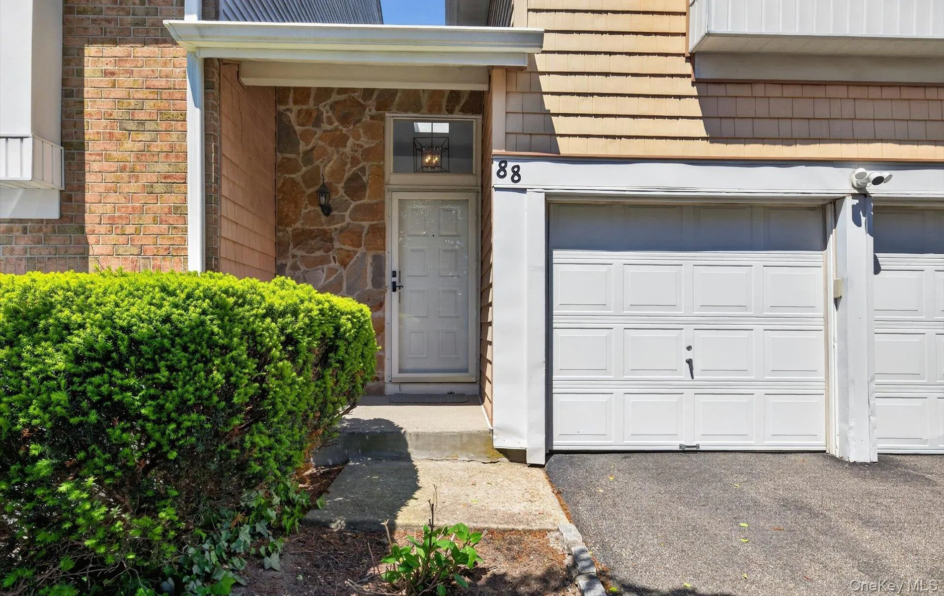 88 Hidden Ridge Drive, Oyster Bay, NY, 3 Bedrooms Bedrooms, 11 Rooms Rooms,2 BathroomsBathrooms,Residential,For Rent,Hidden Ridge,0,1002890 88 Hidden Ridge Drive, Oyster Bay, NY, 3 Bedrooms Bedrooms, 11 Rooms Rooms,2 BathroomsBathrooms,Residential,For Rent,Hidden Ridge,0,1002890