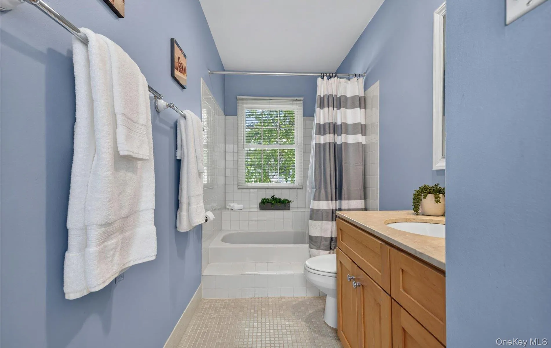 88 Hidden Ridge Drive, Oyster Bay, NY, 3 Bedrooms Bedrooms, 11 Rooms Rooms,2 BathroomsBathrooms,Residential,For Rent,Hidden Ridge,0,1002890 88 Hidden Ridge Drive, Oyster Bay, NY, 3 Bedrooms Bedrooms, 11 Rooms Rooms,2 BathroomsBathrooms,Residential,For Rent,Hidden Ridge,0,1002890