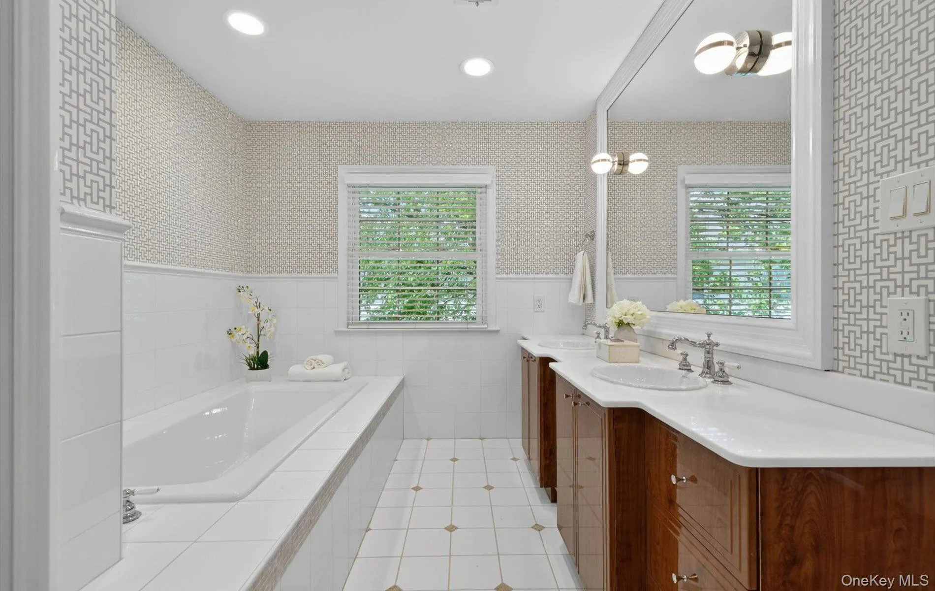 88 Hidden Ridge Drive, Oyster Bay, NY, 3 Bedrooms Bedrooms, 11 Rooms Rooms,2 BathroomsBathrooms,Residential,For Rent,Hidden Ridge,0,1002890 88 Hidden Ridge Drive, Oyster Bay, NY, 3 Bedrooms Bedrooms, 11 Rooms Rooms,2 BathroomsBathrooms,Residential,For Rent,Hidden Ridge,0,1002890