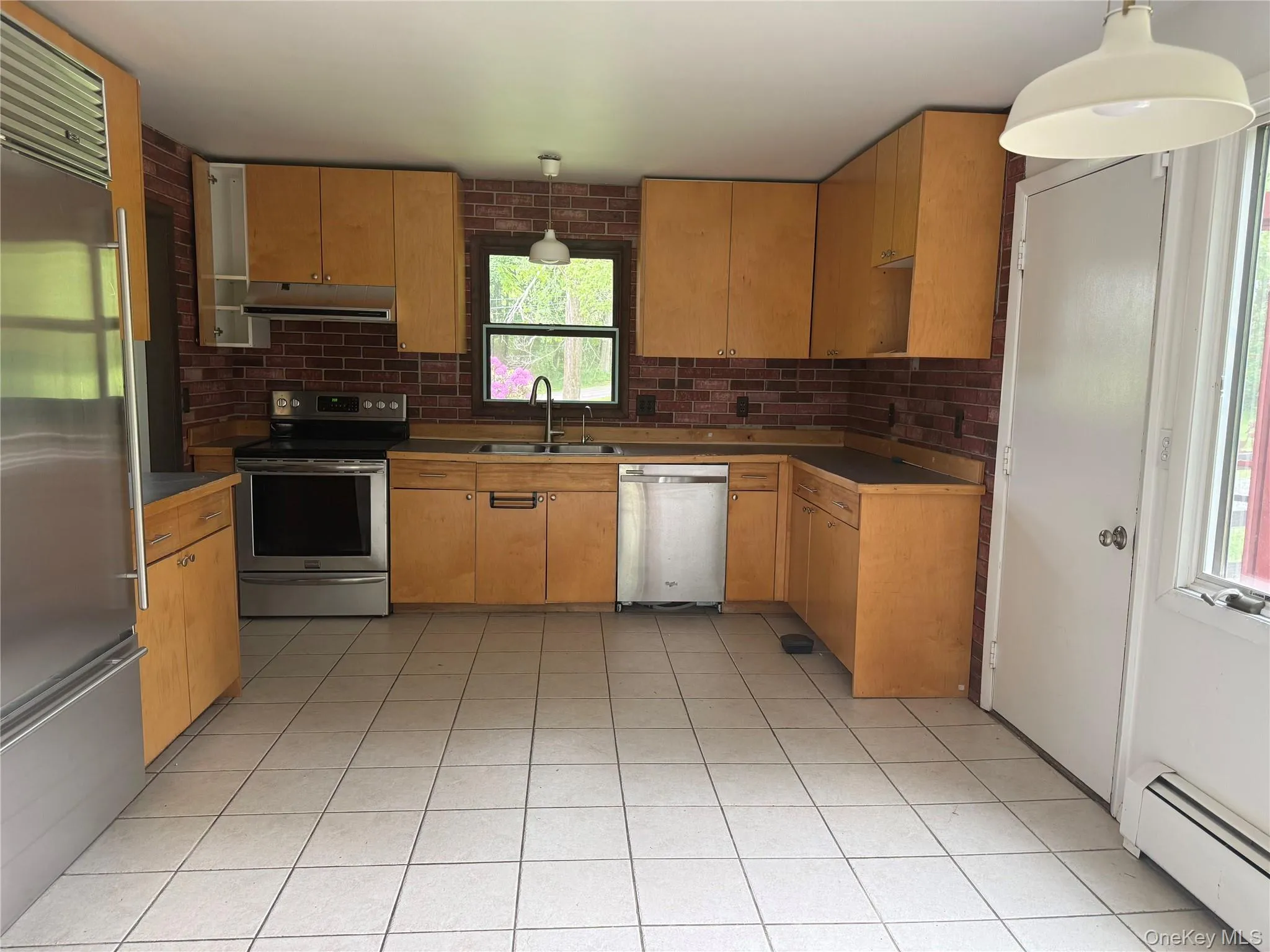 183 Barrytown Road, Red Hook, NY, 4 Bedrooms Bedrooms, 9 Rooms Rooms,3 BathroomsBathrooms,Residential Lease,For Rent,Barrytown,0,1002892 183 Barrytown Road, Red Hook, NY, 4 Bedrooms Bedrooms, 9 Rooms Rooms,3 BathroomsBathrooms,Residential Lease,For Rent,Barrytown,0,1002892