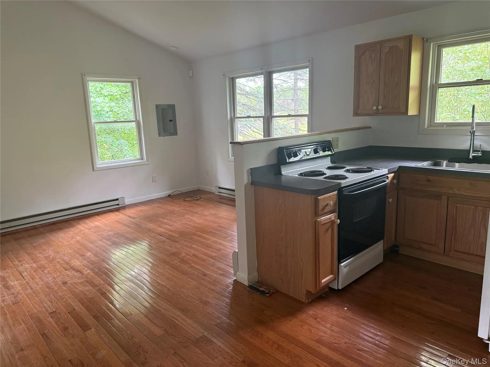 183 Barrytown Road, Red Hook, NY, 4 Bedrooms Bedrooms, 9 Rooms Rooms,3 BathroomsBathrooms,Residential Lease,For Rent,Barrytown,0,1002892 183 Barrytown Road, Red Hook, NY, 4 Bedrooms Bedrooms, 9 Rooms Rooms,3 BathroomsBathrooms,Residential Lease,For Rent,Barrytown,0,1002892