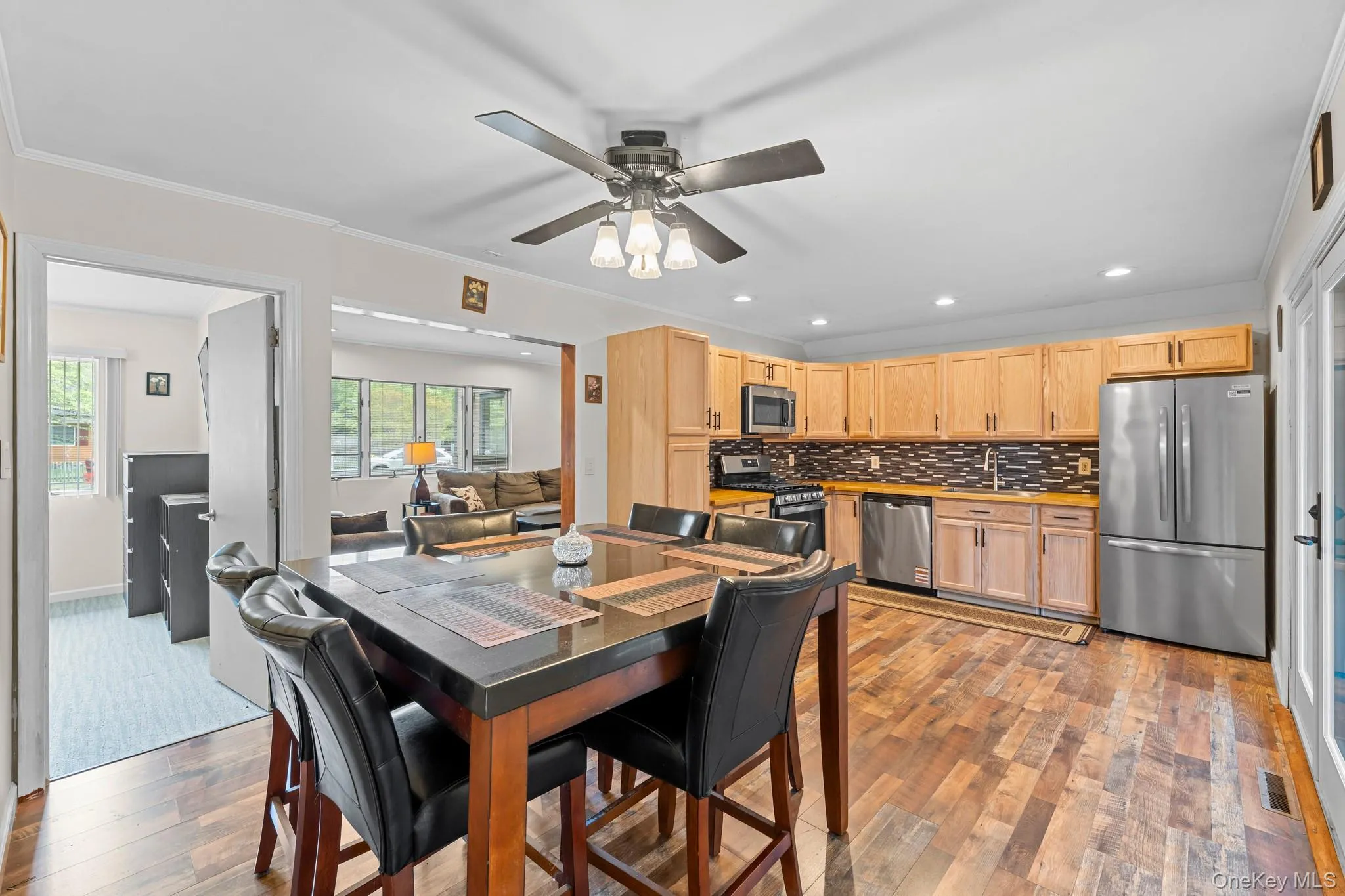 76 Cypress Drive, Brookhaven, NY, 3 Bedrooms Bedrooms, 6 Rooms Rooms,1 BathroomBathrooms,Residential,For Rent,Cypress,0,1002894 76 Cypress Drive, Brookhaven, NY, 3 Bedrooms Bedrooms, 6 Rooms Rooms,1 BathroomBathrooms,Residential,For Rent,Cypress,0,1002894