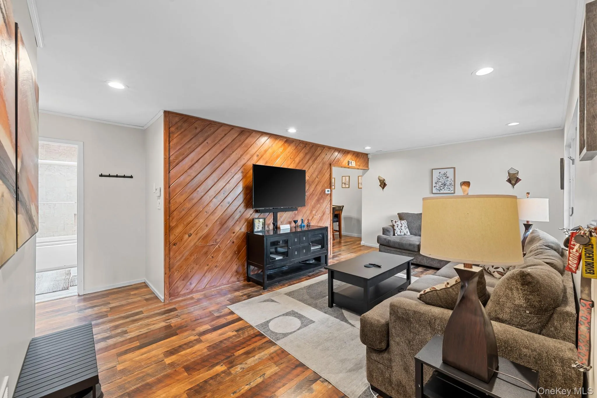 76 Cypress Drive, Brookhaven, NY, 3 Bedrooms Bedrooms, 6 Rooms Rooms,1 BathroomBathrooms,Residential,For Rent,Cypress,0,1002894 76 Cypress Drive, Brookhaven, NY, 3 Bedrooms Bedrooms, 6 Rooms Rooms,1 BathroomBathrooms,Residential,For Rent,Cypress,0,1002894