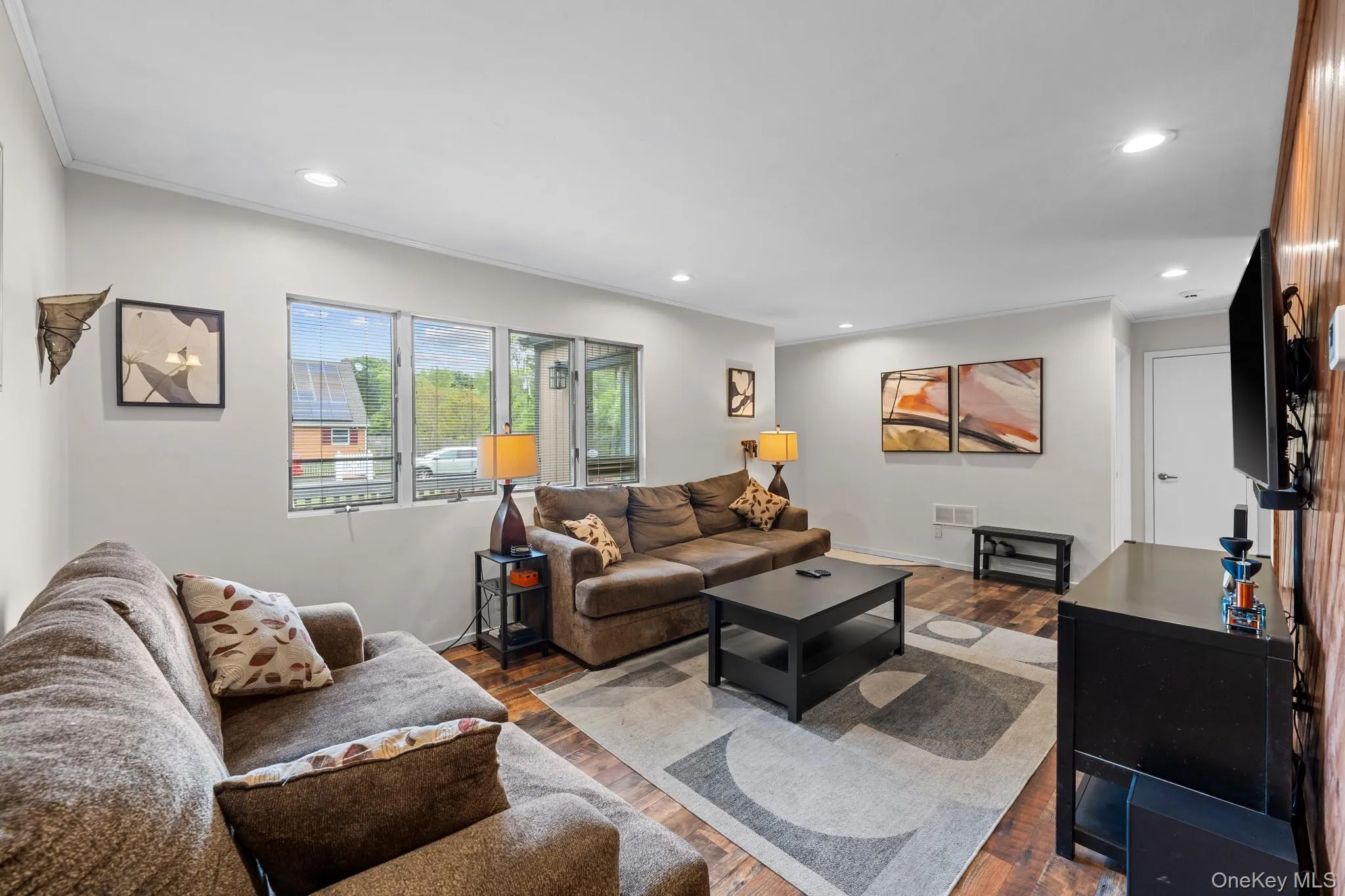 76 Cypress Drive, Brookhaven, NY, 3 Bedrooms Bedrooms, 6 Rooms Rooms,1 BathroomBathrooms,Residential,For Rent,Cypress,0,1002894 76 Cypress Drive, Brookhaven, NY, 3 Bedrooms Bedrooms, 6 Rooms Rooms,1 BathroomBathrooms,Residential,For Rent,Cypress,0,1002894