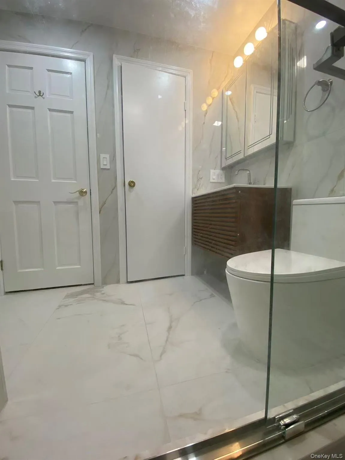 33-15 208th Street, New York, NY, 3 Bedrooms Bedrooms, 7 Rooms Rooms,3 BathroomsBathrooms,Residential,For Rent,208th,0,1002896 33-15 208th Street, New York, NY, 3 Bedrooms Bedrooms, 7 Rooms Rooms,3 BathroomsBathrooms,Residential,For Rent,208th,0,1002896