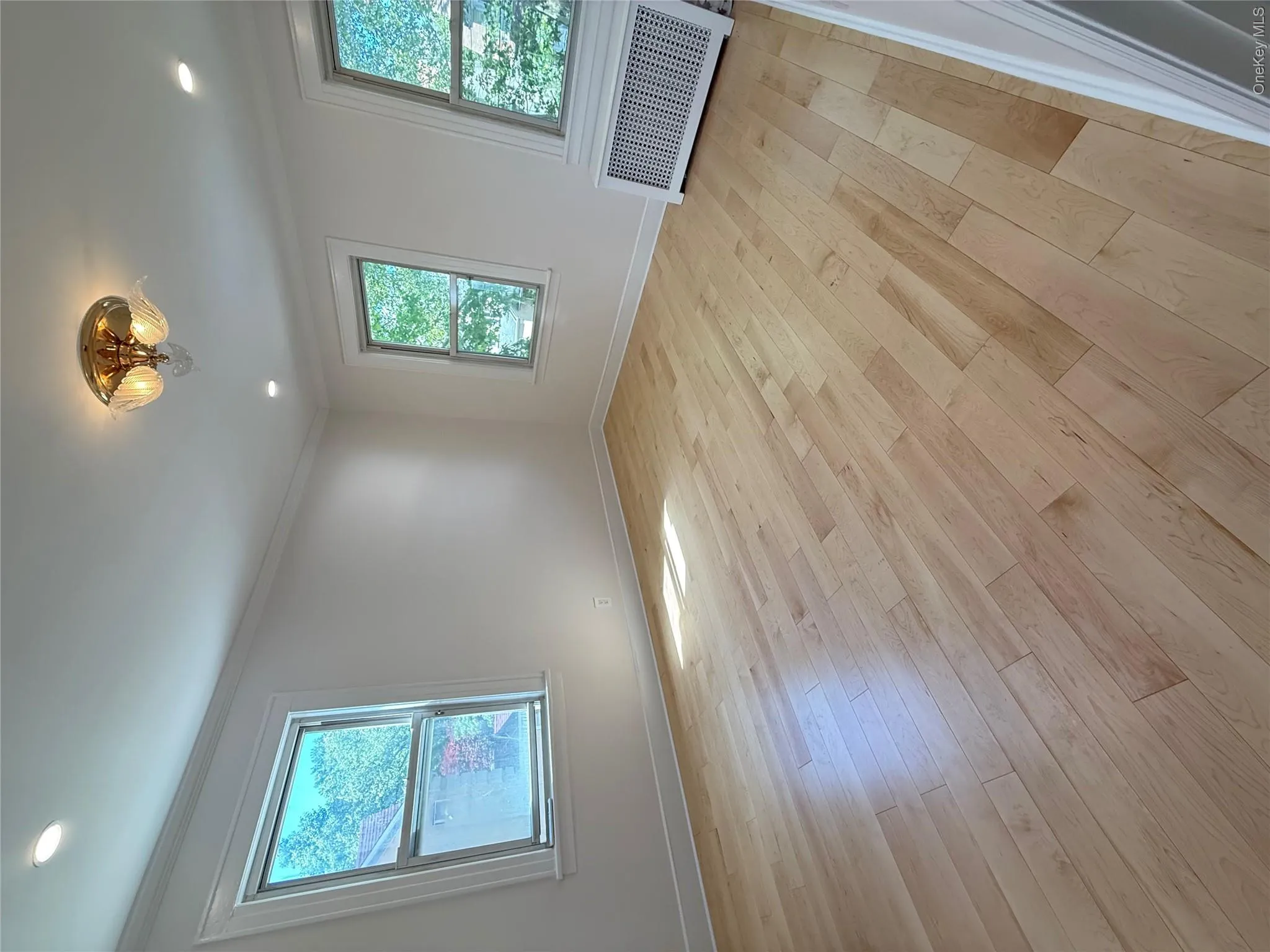 33-15 208th Street, New York, NY, 3 Bedrooms Bedrooms, 7 Rooms Rooms,3 BathroomsBathrooms,Residential,For Rent,208th,0,1002896 33-15 208th Street, New York, NY, 3 Bedrooms Bedrooms, 7 Rooms Rooms,3 BathroomsBathrooms,Residential,For Rent,208th,0,1002896