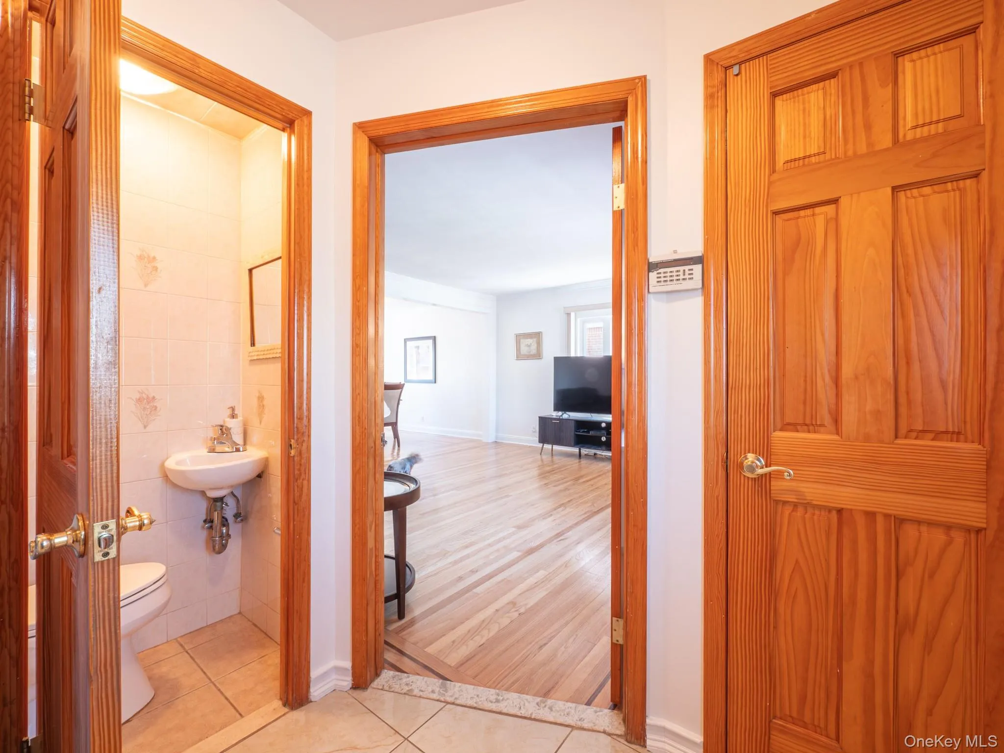 76-11 173rd Street, New York, NY, 3 Bedrooms Bedrooms, 7 Rooms Rooms,1 BathroomBathrooms,Residential,For Rent,173rd,0,1002907 76-11 173rd Street, New York, NY, 3 Bedrooms Bedrooms, 7 Rooms Rooms,1 BathroomBathrooms,Residential,For Rent,173rd,0,1002907
