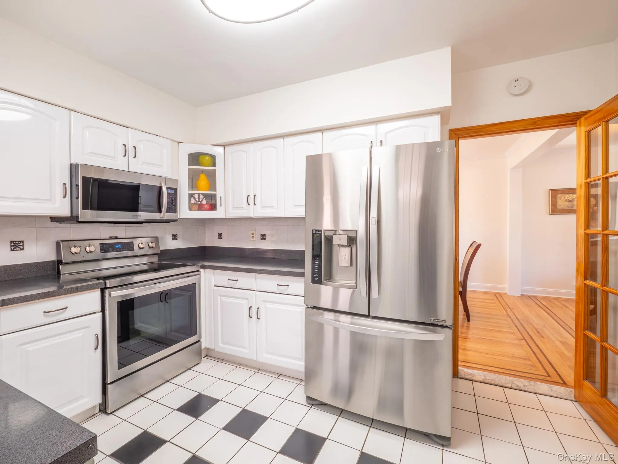 76-11 173rd Street, New York, NY, 3 Bedrooms Bedrooms, 7 Rooms Rooms,1 BathroomBathrooms,Residential,For Rent,173rd,0,1002907 76-11 173rd Street, New York, NY, 3 Bedrooms Bedrooms, 7 Rooms Rooms,1 BathroomBathrooms,Residential,For Rent,173rd,0,1002907