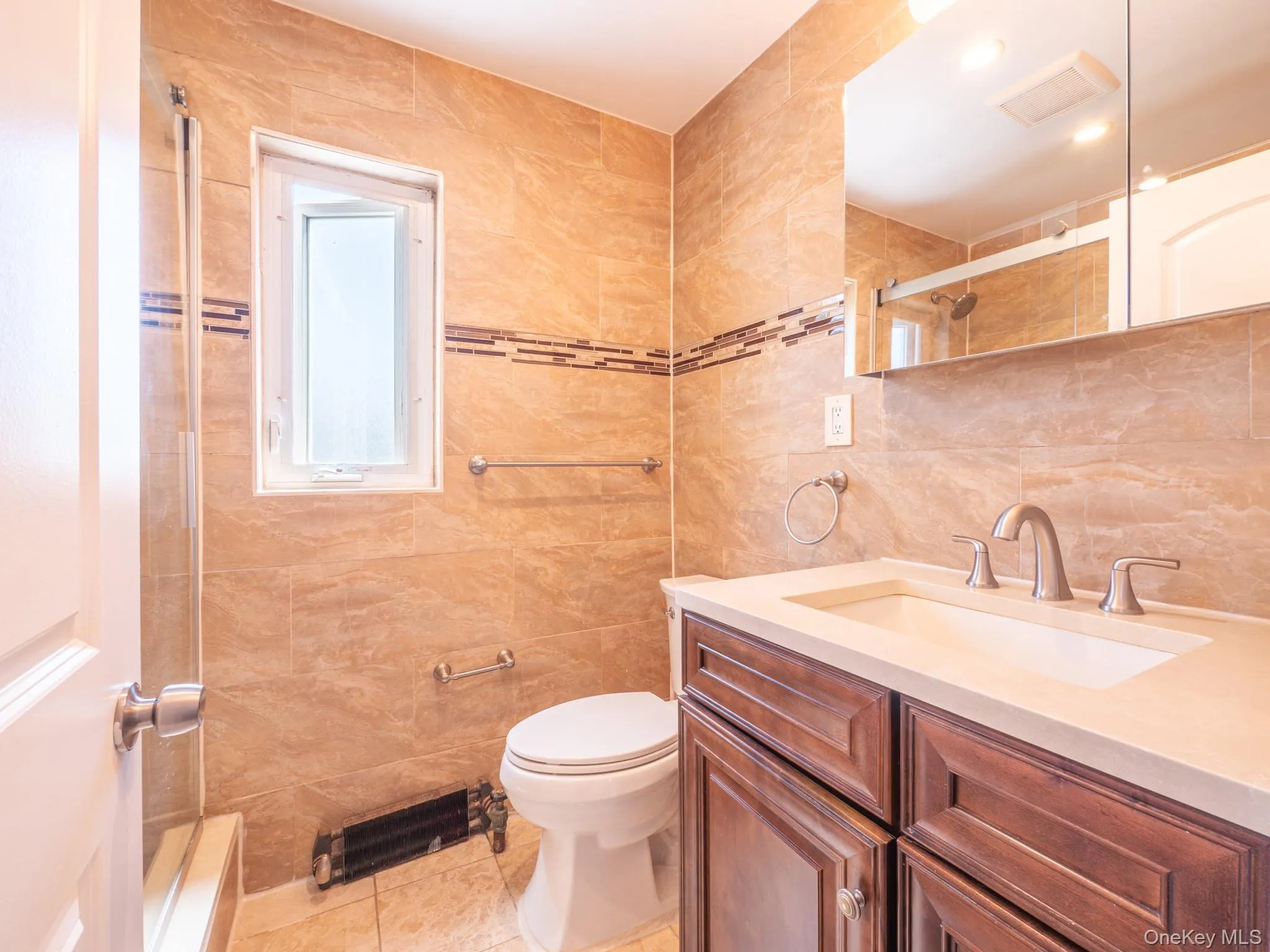 76-11 173rd Street, New York, NY, 3 Bedrooms Bedrooms, 7 Rooms Rooms,1 BathroomBathrooms,Residential,For Rent,173rd,0,1002907 76-11 173rd Street, New York, NY, 3 Bedrooms Bedrooms, 7 Rooms Rooms,1 BathroomBathrooms,Residential,For Rent,173rd,0,1002907