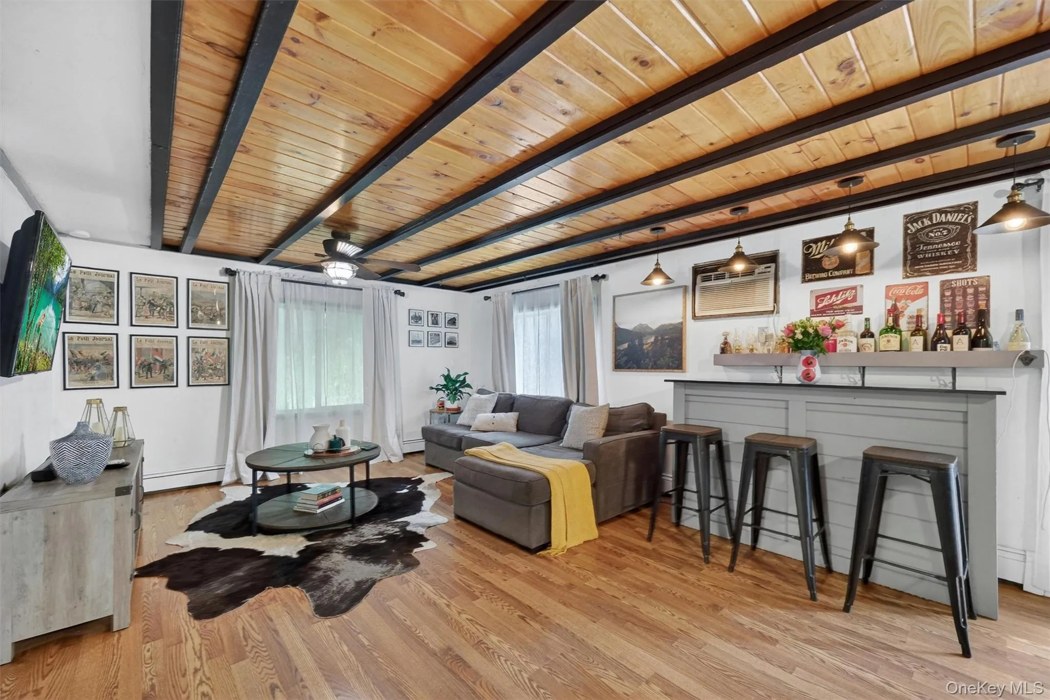 19 Victoria Drive, Newburgh (town), NY, 6 Bedrooms Bedrooms, 15 Rooms Rooms,3 BathroomsBathrooms,Residential,For Rent,Victoria,0,1002908 19 Victoria Drive, Newburgh (town), NY, 6 Bedrooms Bedrooms, 15 Rooms Rooms,3 BathroomsBathrooms,Residential,For Rent,Victoria,0,1002908