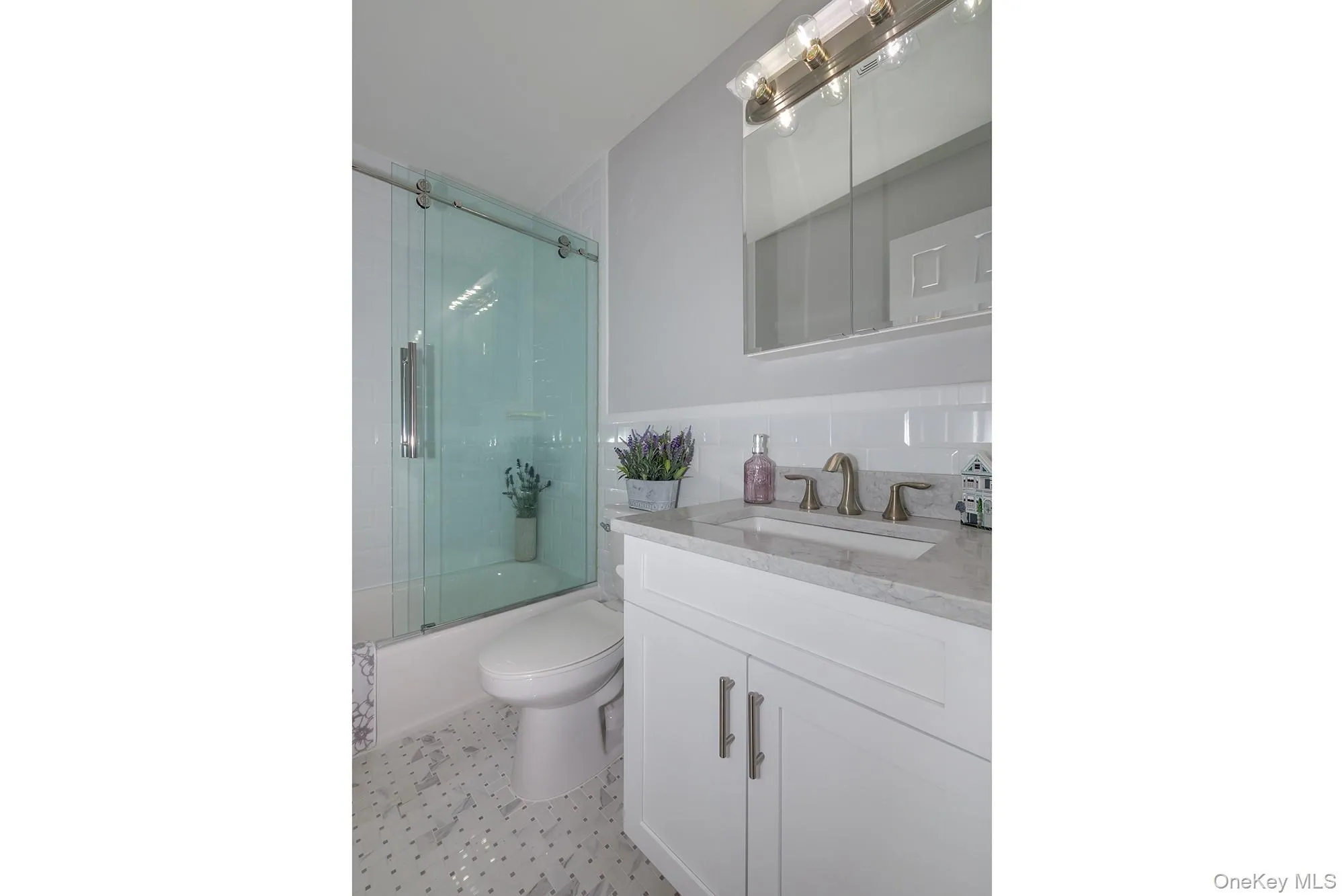 2 Victorian Court, Brookhaven, NY, 2 Bedrooms Bedrooms, 6 Rooms Rooms,2 BathroomsBathrooms,Residential Lease,For Rent,Victorian,0,1002911 2 Victorian Court, Brookhaven, NY, 2 Bedrooms Bedrooms, 6 Rooms Rooms,2 BathroomsBathrooms,Residential Lease,For Rent,Victorian,0,1002911