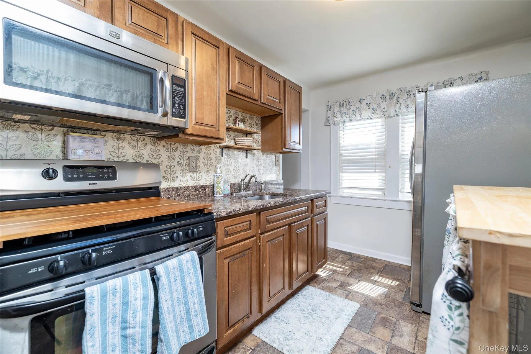 2015 Freeman Avenue, Hempstead, NY, 3 Bedrooms Bedrooms, 7 Rooms Rooms,1 BathroomBathrooms,Residential Sale,For Rent,Freeman,0,1002916 2015 Freeman Avenue, Hempstead, NY, 3 Bedrooms Bedrooms, 7 Rooms Rooms,1 BathroomBathrooms,Residential Sale,For Rent,Freeman,0,1002916