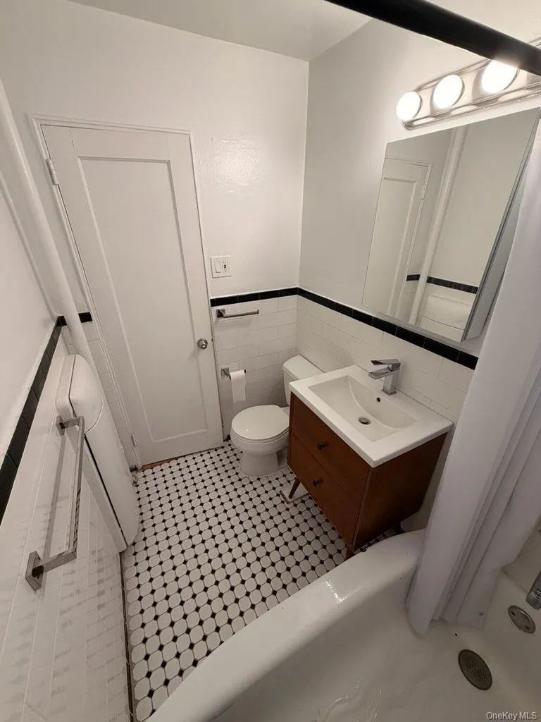 67th Rd 10245, New York, NY, 1 Bedroom Bedrooms, 3 Rooms Rooms,1 BathroomBathrooms,Residential Lease,For Rent,10245,0,1002919 67th Rd 10245, New York, NY, 1 Bedroom Bedrooms, 3 Rooms Rooms,1 BathroomBathrooms,Residential Lease,For Rent,10245,0,1002919