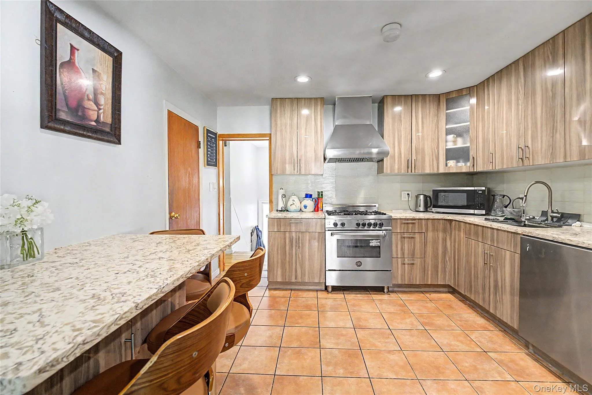 173 Marginal Road, Oyster Bay, NY, 5 Bedrooms Bedrooms, 13 Rooms Rooms,3 BathroomsBathrooms,Residential,For Rent,Marginal,0,1002920 173 Marginal Road, Oyster Bay, NY, 5 Bedrooms Bedrooms, 13 Rooms Rooms,3 BathroomsBathrooms,Residential,For Rent,Marginal,0,1002920