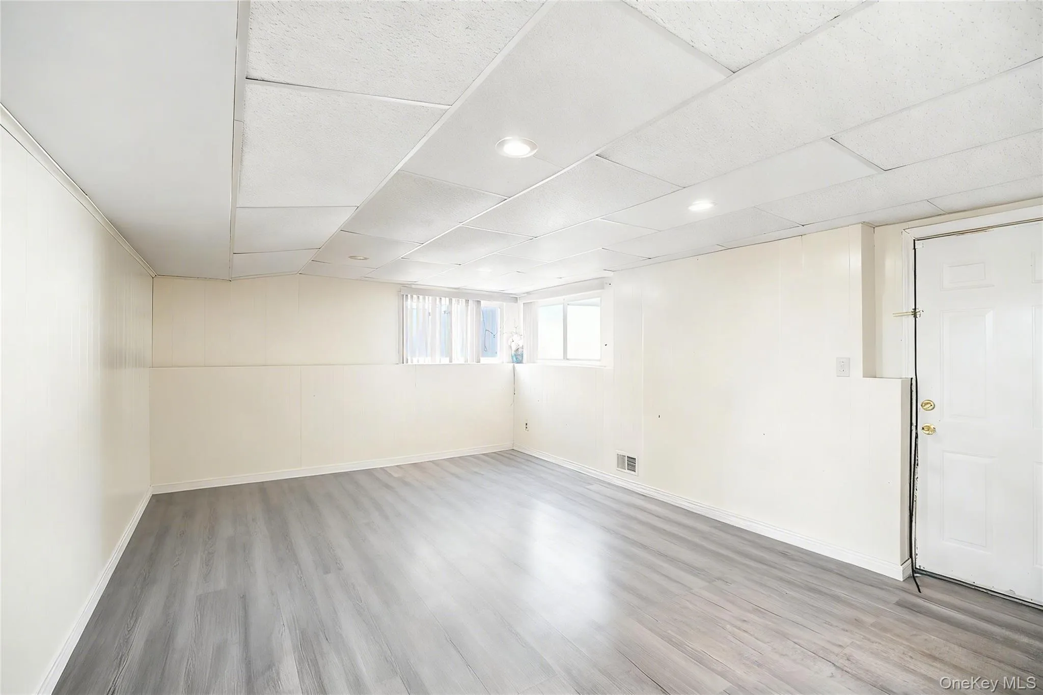 173 Marginal Road, Oyster Bay, NY, 5 Bedrooms Bedrooms, 13 Rooms Rooms,3 BathroomsBathrooms,Residential,For Rent,Marginal,0,1002920 173 Marginal Road, Oyster Bay, NY, 5 Bedrooms Bedrooms, 13 Rooms Rooms,3 BathroomsBathrooms,Residential,For Rent,Marginal,0,1002920