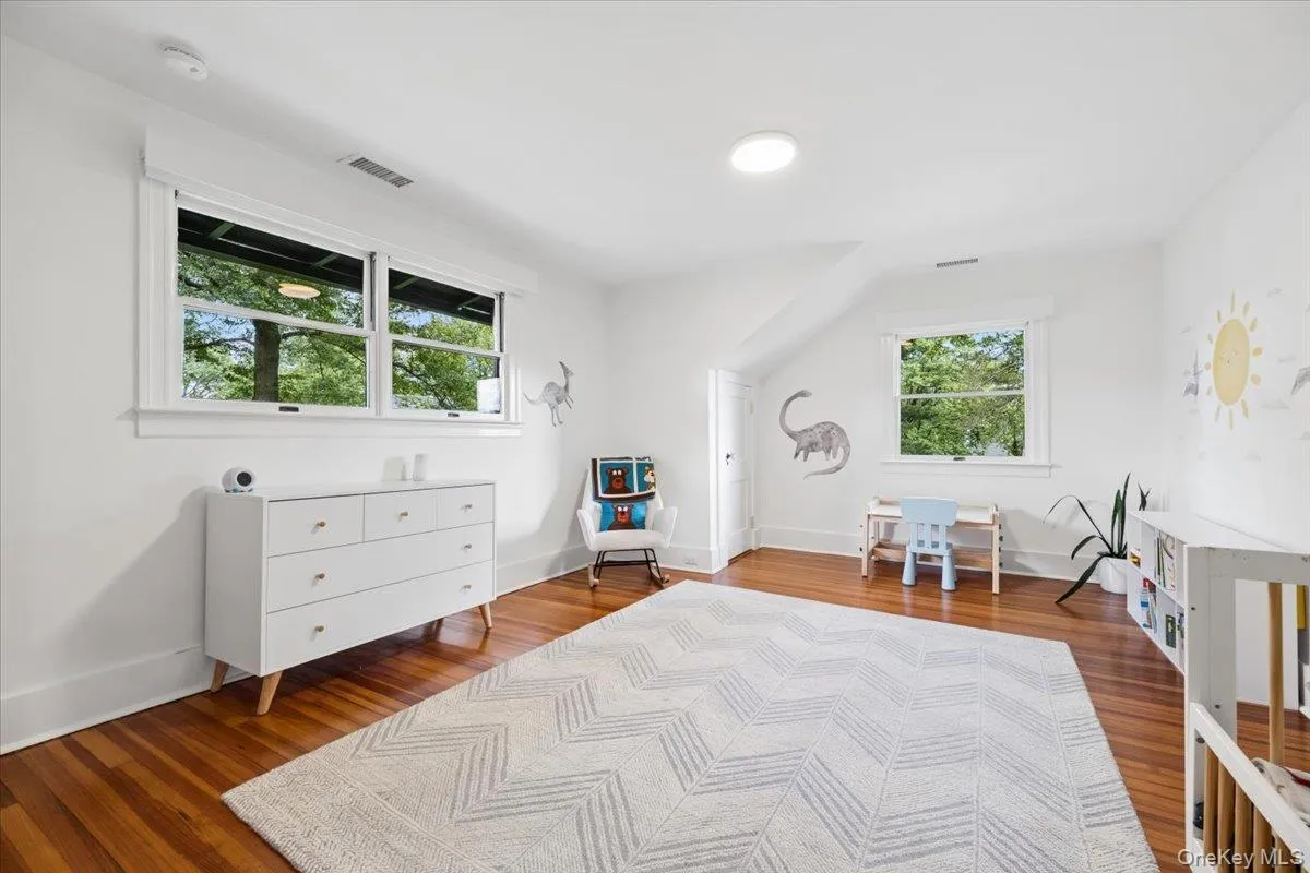 294 Weaver Street, Mamaroneck, NY, 4 Bedrooms Bedrooms, 11 Rooms Rooms,3 BathroomsBathrooms,Residential,For Rent,Weaver,0,1002921 294 Weaver Street, Mamaroneck, NY, 4 Bedrooms Bedrooms, 11 Rooms Rooms,3 BathroomsBathrooms,Residential,For Rent,Weaver,0,1002921
