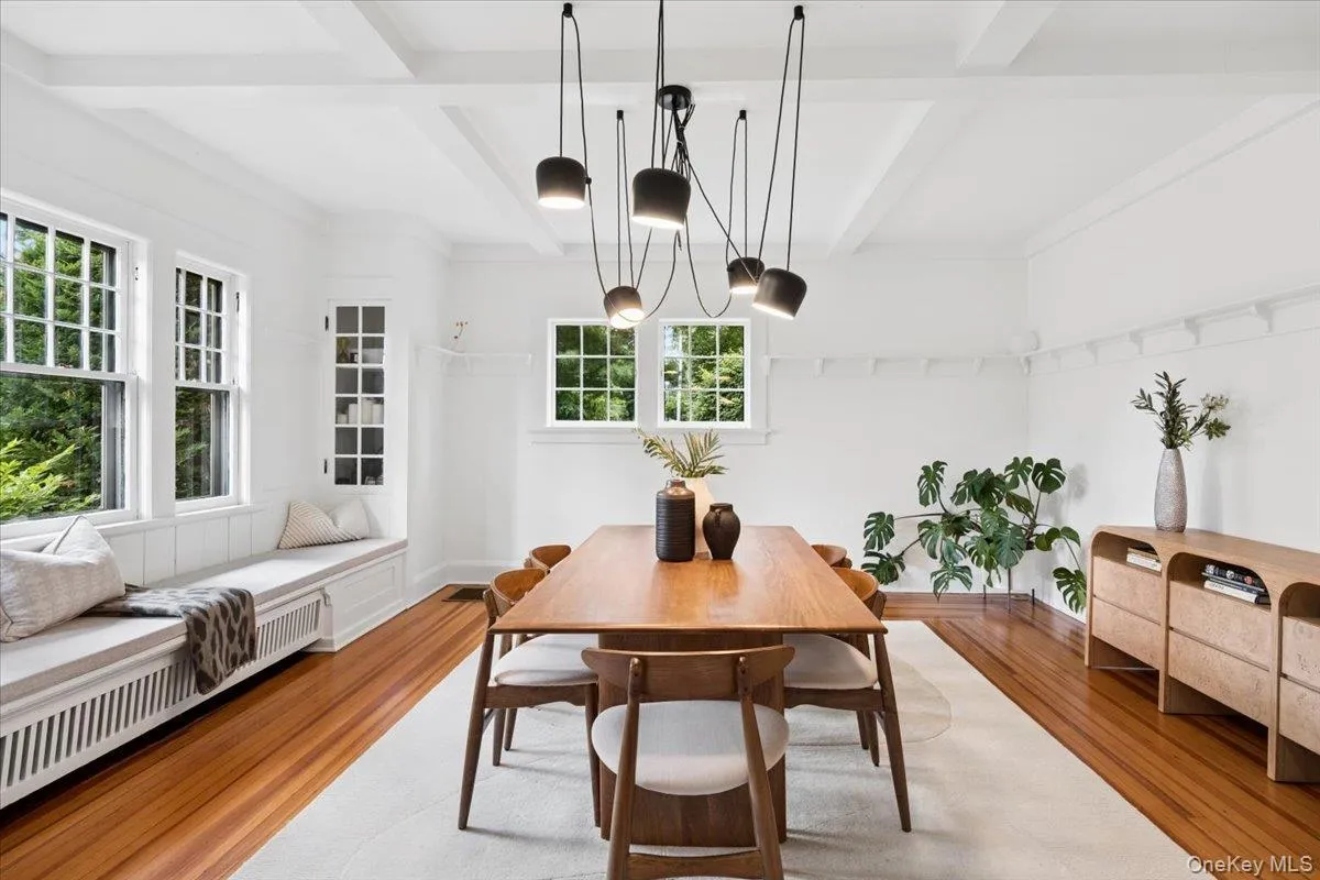 294 Weaver Street, Mamaroneck, NY, 4 Bedrooms Bedrooms, 11 Rooms Rooms,3 BathroomsBathrooms,Residential,For Rent,Weaver,0,1002921 294 Weaver Street, Mamaroneck, NY, 4 Bedrooms Bedrooms, 11 Rooms Rooms,3 BathroomsBathrooms,Residential,For Rent,Weaver,0,1002921