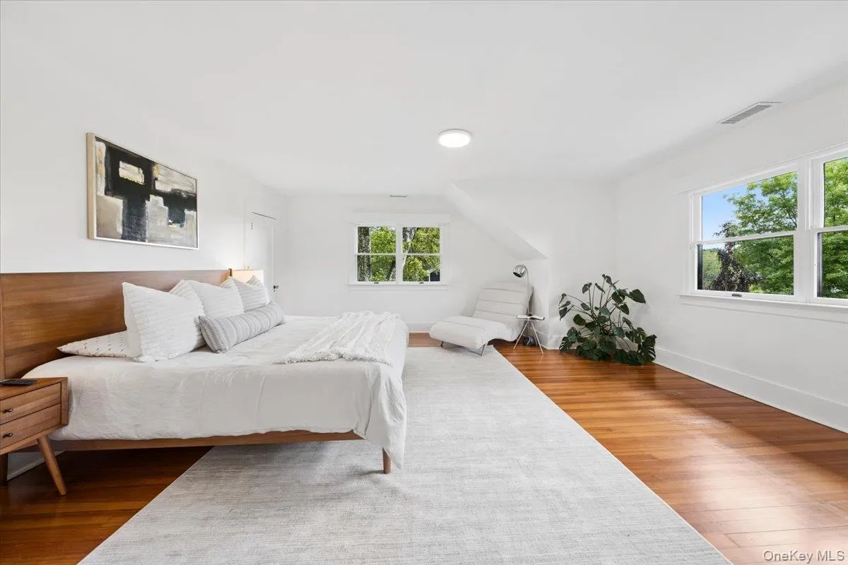 294 Weaver Street, Mamaroneck, NY, 4 Bedrooms Bedrooms, 11 Rooms Rooms,3 BathroomsBathrooms,Residential,For Rent,Weaver,0,1002921 294 Weaver Street, Mamaroneck, NY, 4 Bedrooms Bedrooms, 11 Rooms Rooms,3 BathroomsBathrooms,Residential,For Rent,Weaver,0,1002921