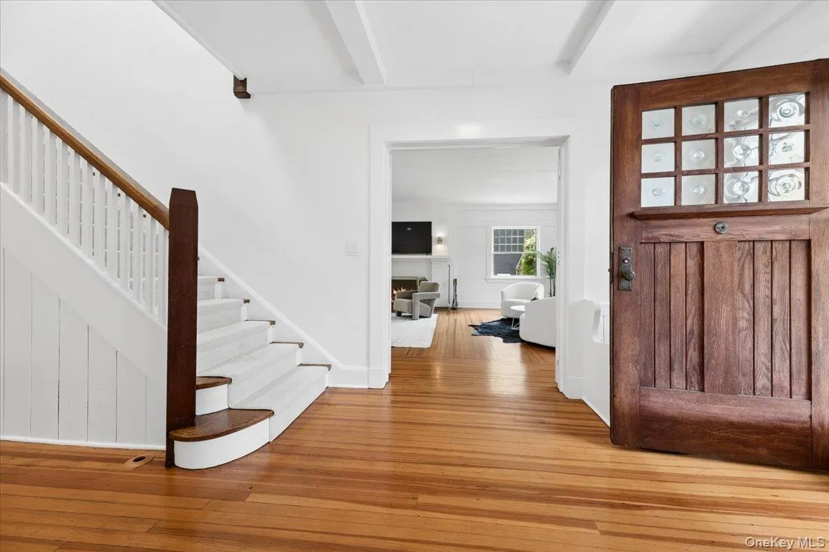 294 Weaver Street, Mamaroneck, NY, 4 Bedrooms Bedrooms, 11 Rooms Rooms,3 BathroomsBathrooms,Residential,For Rent,Weaver,0,1002921 294 Weaver Street, Mamaroneck, NY, 4 Bedrooms Bedrooms, 11 Rooms Rooms,3 BathroomsBathrooms,Residential,For Rent,Weaver,0,1002921