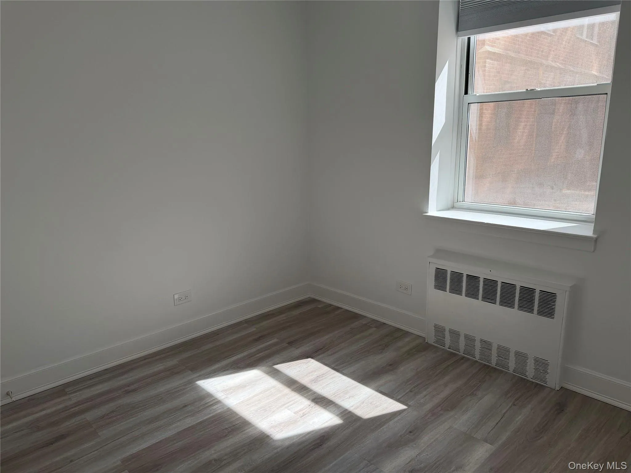 120 Hartsdale Avenue, Greenburgh, NY, 1 Bedroom Bedrooms, 4 Rooms Rooms,1 BathroomBathrooms,Residential,For Rent,Hartsdale,0,1002931 120 Hartsdale Avenue, Greenburgh, NY, 1 Bedroom Bedrooms, 4 Rooms Rooms,1 BathroomBathrooms,Residential,For Rent,Hartsdale,0,1002931