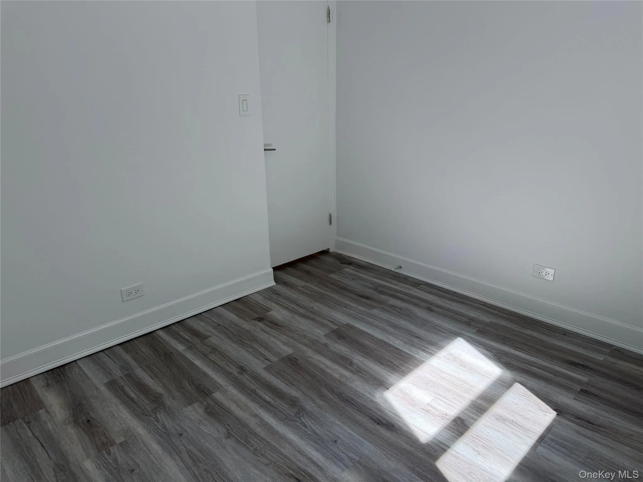 120 Hartsdale Avenue, Greenburgh, NY, 1 Bedroom Bedrooms, 4 Rooms Rooms,1 BathroomBathrooms,Residential,For Rent,Hartsdale,0,1002931 120 Hartsdale Avenue, Greenburgh, NY, 1 Bedroom Bedrooms, 4 Rooms Rooms,1 BathroomBathrooms,Residential,For Rent,Hartsdale,0,1002931