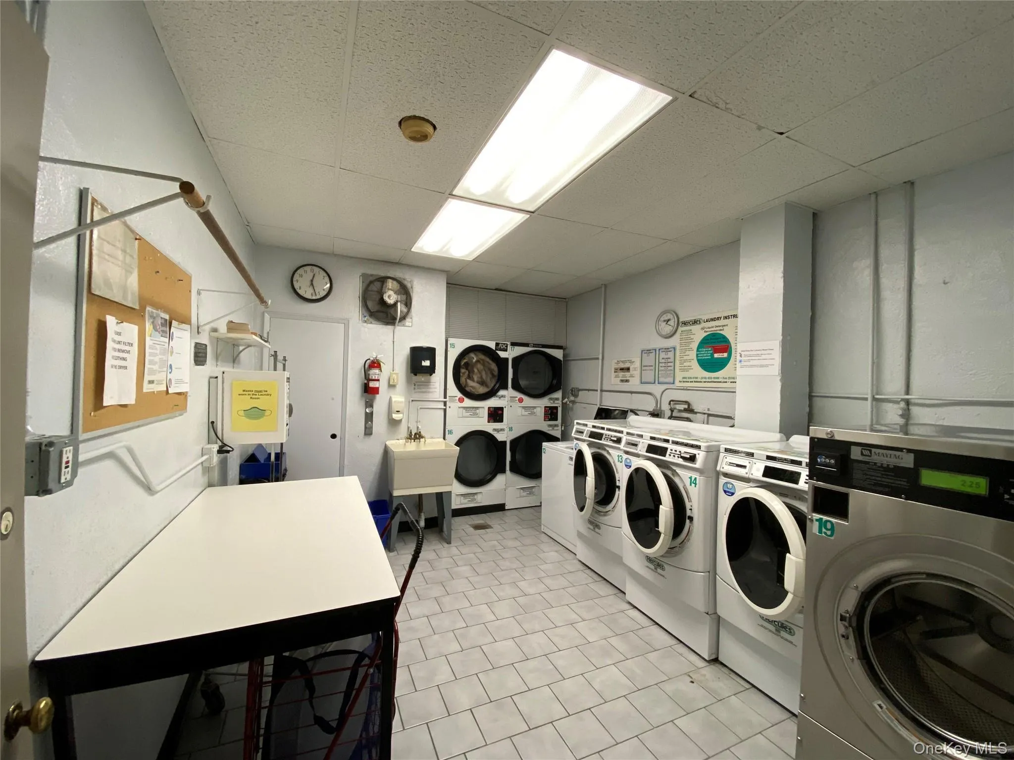 120 Hartsdale Avenue, Greenburgh, NY, 1 Bedroom Bedrooms, 4 Rooms Rooms,1 BathroomBathrooms,Residential,For Rent,Hartsdale,0,1002931 120 Hartsdale Avenue, Greenburgh, NY, 1 Bedroom Bedrooms, 4 Rooms Rooms,1 BathroomBathrooms,Residential,For Rent,Hartsdale,0,1002931