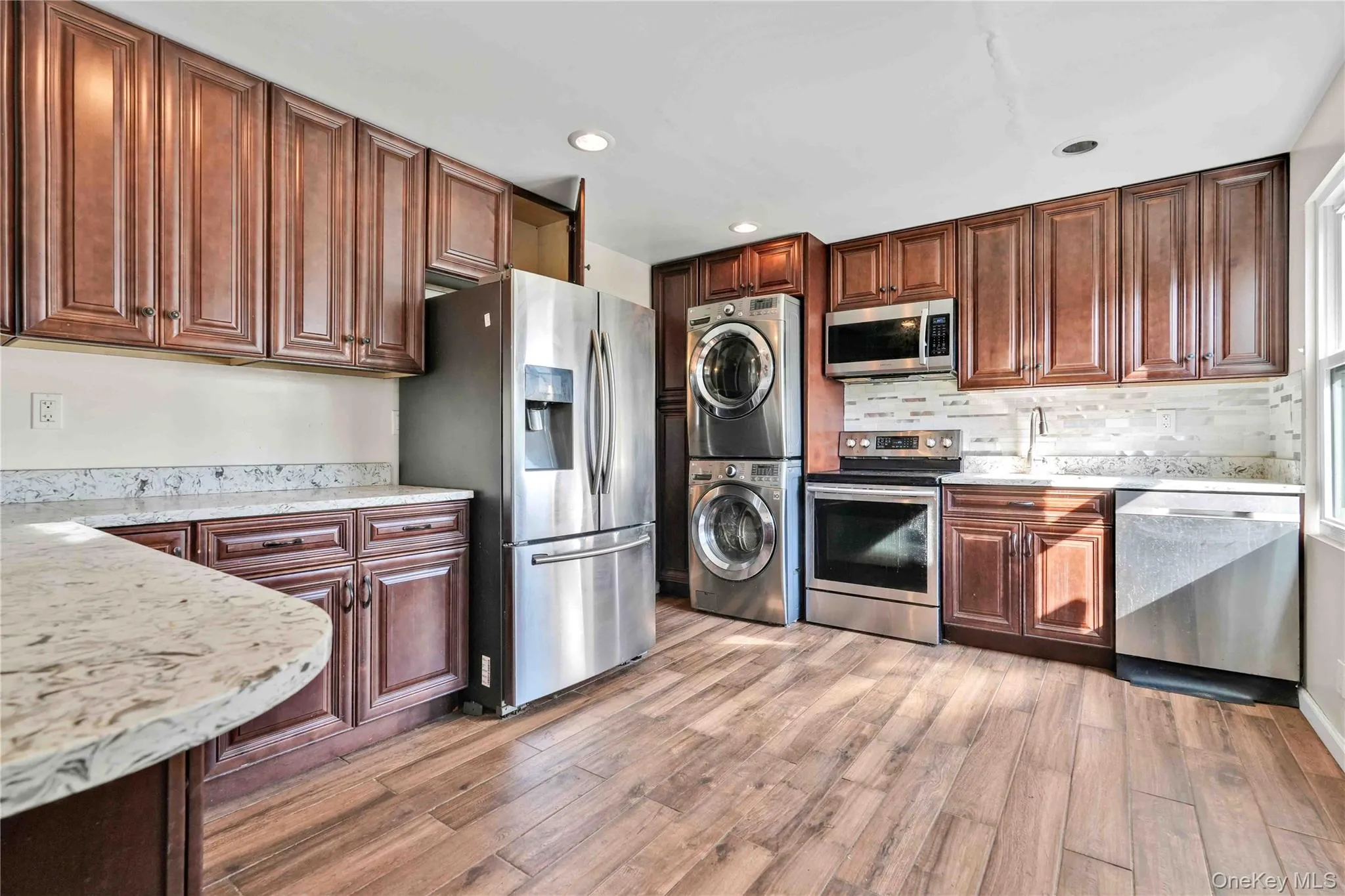 9013 201st Street, New York, NY, 3 Bedrooms Bedrooms, 6 Rooms Rooms,2 BathroomsBathrooms,Residential,For Rent,201st,0,1002934 9013 201st Street, New York, NY, 3 Bedrooms Bedrooms, 6 Rooms Rooms,2 BathroomsBathrooms,Residential,For Rent,201st,0,1002934