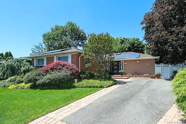 32 Randy Lane, Oyster Bay, NY, 3 Bedrooms Bedrooms, 7 Rooms Rooms,2 BathroomsBathrooms,Residential Lease,For Rent,Randy,0,1002936 32 Randy Lane, Oyster Bay, NY, 3 Bedrooms Bedrooms, 7 Rooms Rooms,2 BathroomsBathrooms,Residential Lease,For Rent,Randy,0,1002936