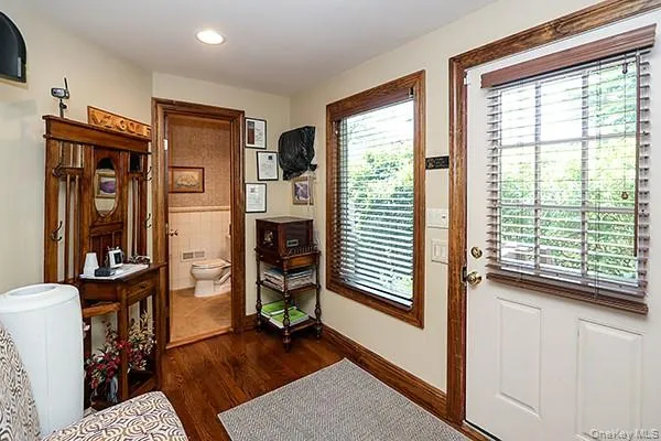 32 Randy Lane, Oyster Bay, NY, 3 Bedrooms Bedrooms, 7 Rooms Rooms,2 BathroomsBathrooms,Residential Lease,For Rent,Randy,0,1002936 32 Randy Lane, Oyster Bay, NY, 3 Bedrooms Bedrooms, 7 Rooms Rooms,2 BathroomsBathrooms,Residential Lease,For Rent,Randy,0,1002936